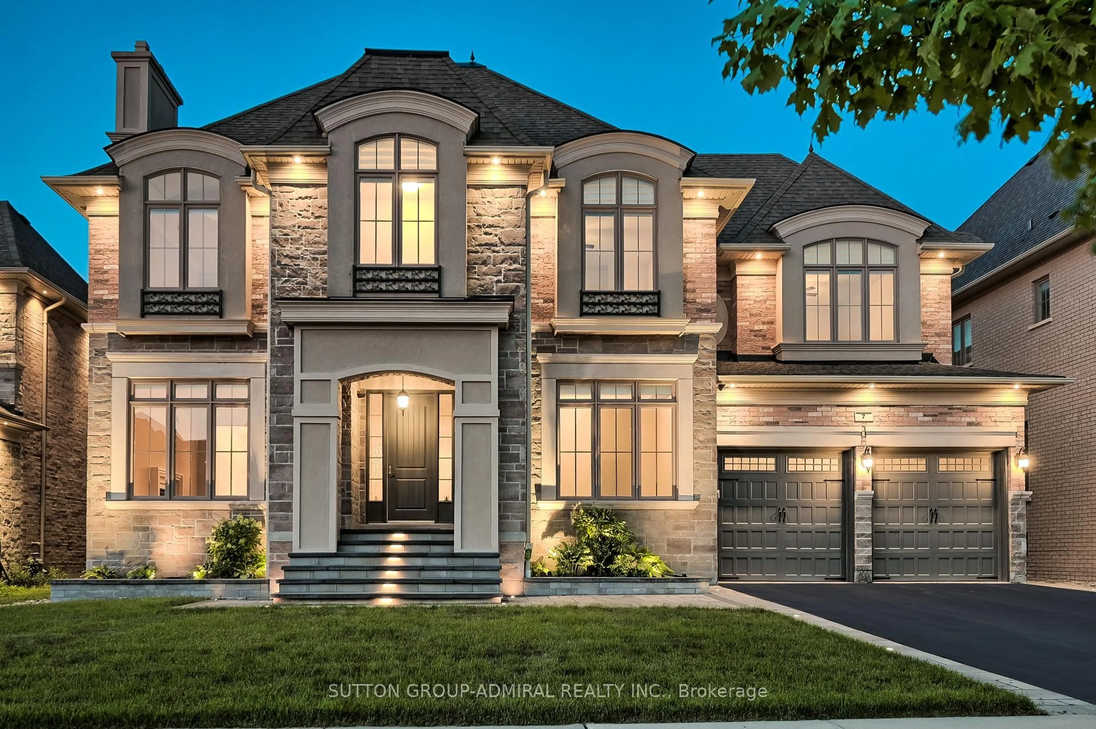 Home with brick exterior material, street for 7 Kinghorn Rd, King Ontario L7B 0M8