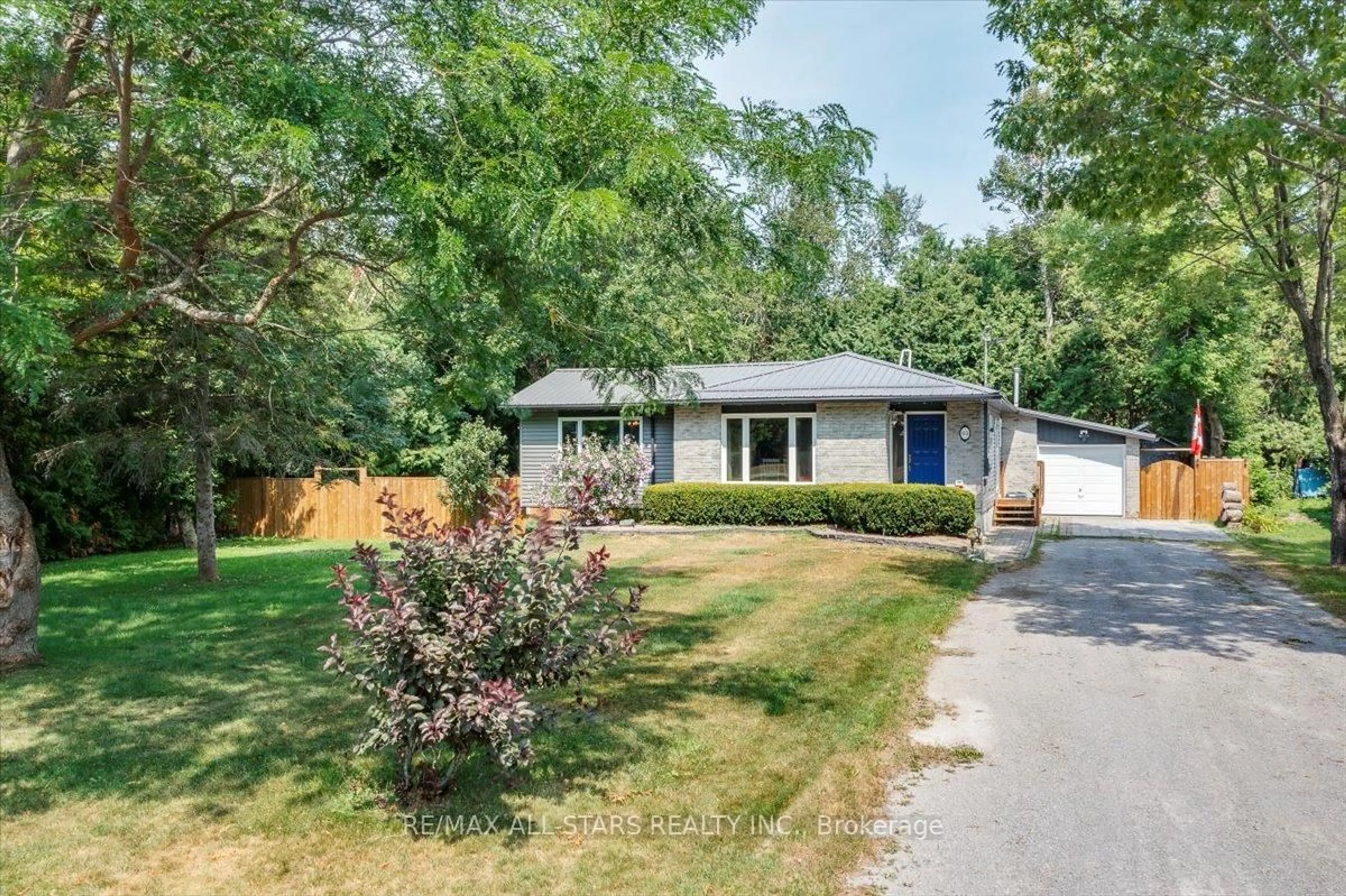Unknown for 63 Brook Cres, Georgina Ontario L0E 1N0
