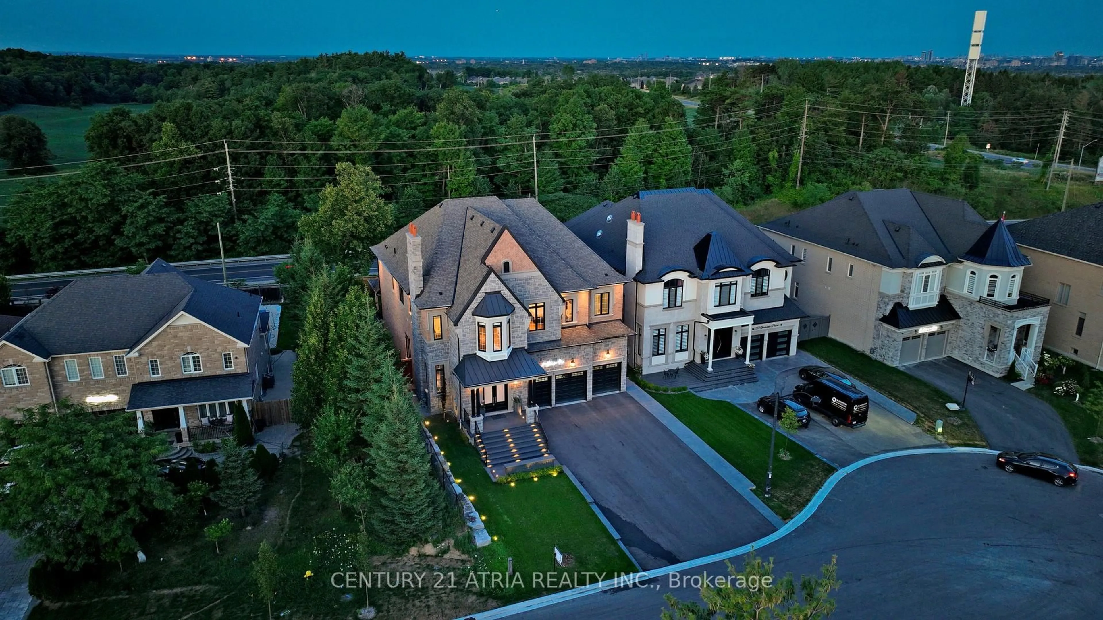 A pic from outside/outdoor area/front of a property/back of a property/a pic from drone, mountain view for 89 Germana Pl, Vaughan Ontario L6A 4R5