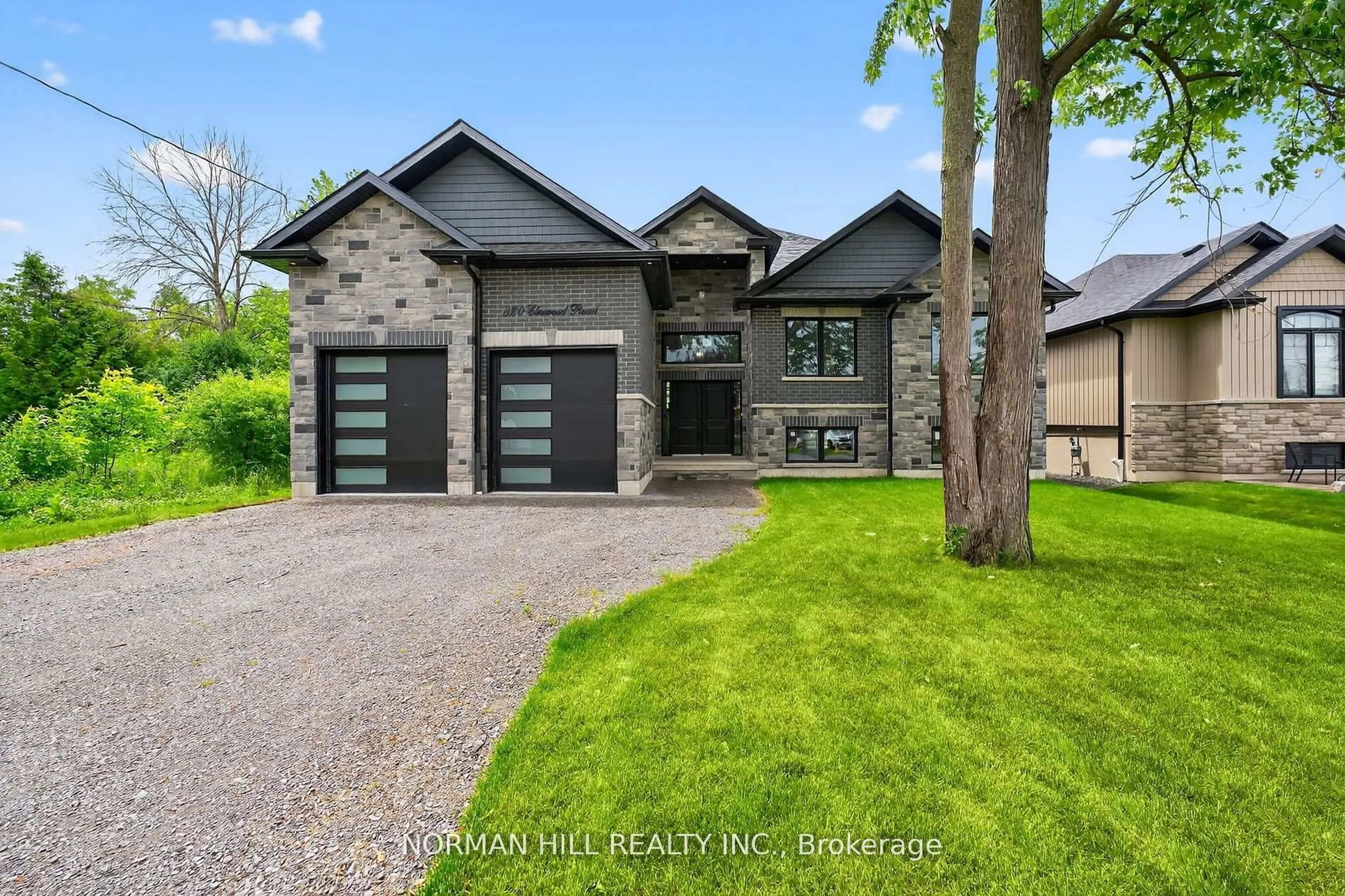 Home with brick exterior material, street for 820 Elmwood Rd, Georgina Ontario L4P 3E9