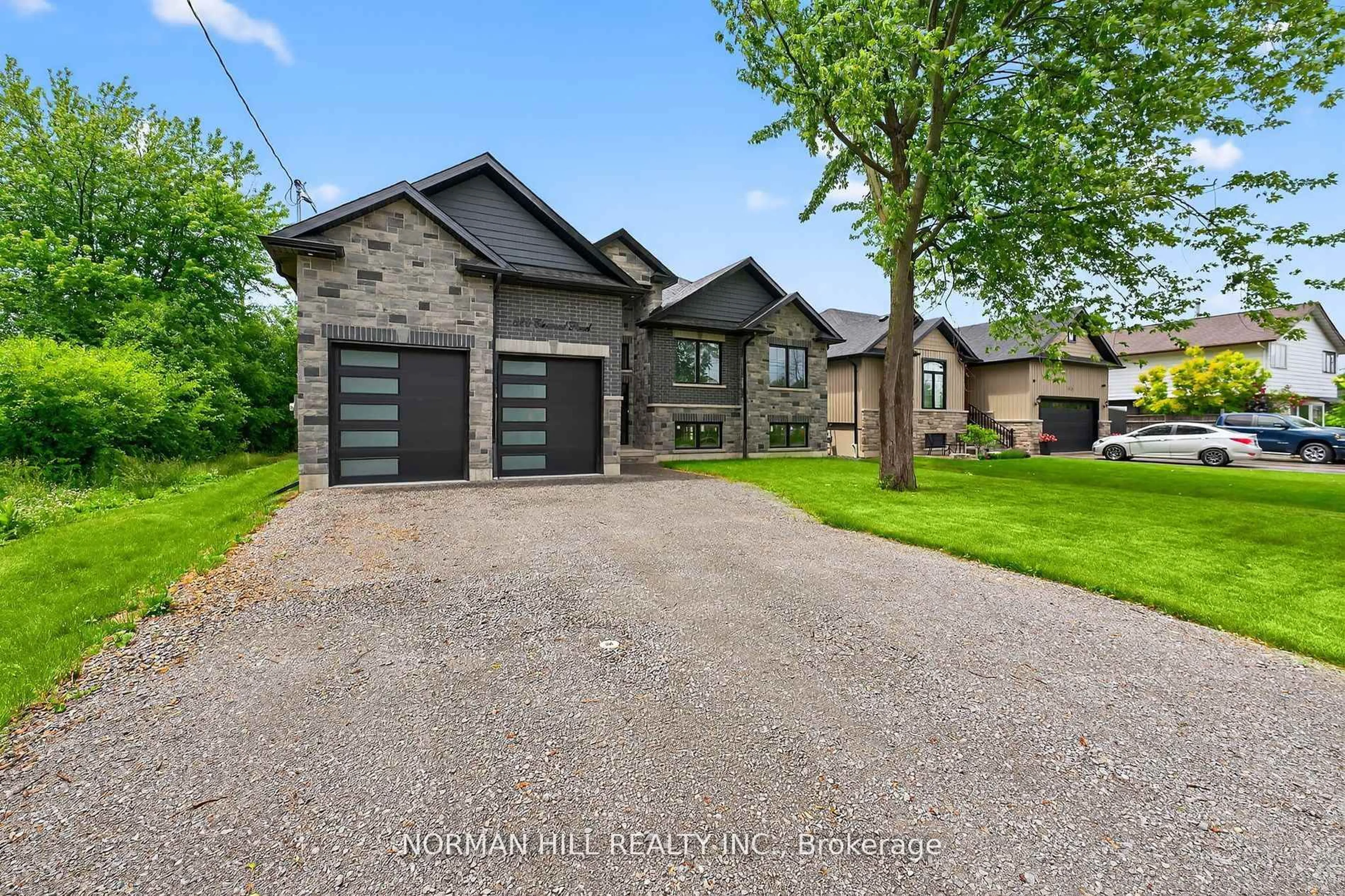 Home with brick exterior material, street for 820 Elmwood Rd, Georgina Ontario L4P 3E9