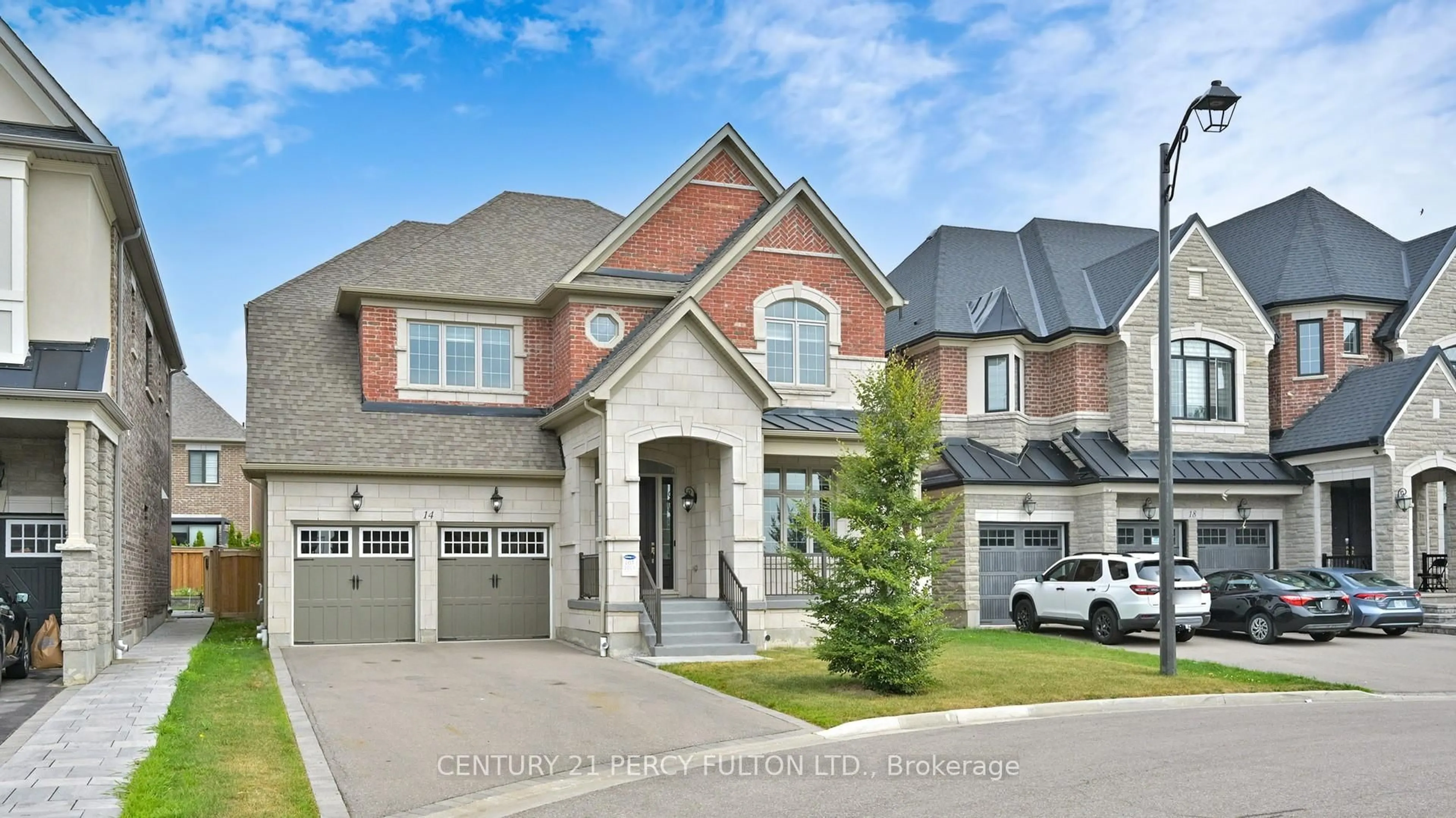 Home with brick exterior material, street for 14 Meadow Green Crt, Vaughan Ontario L4H 4V4