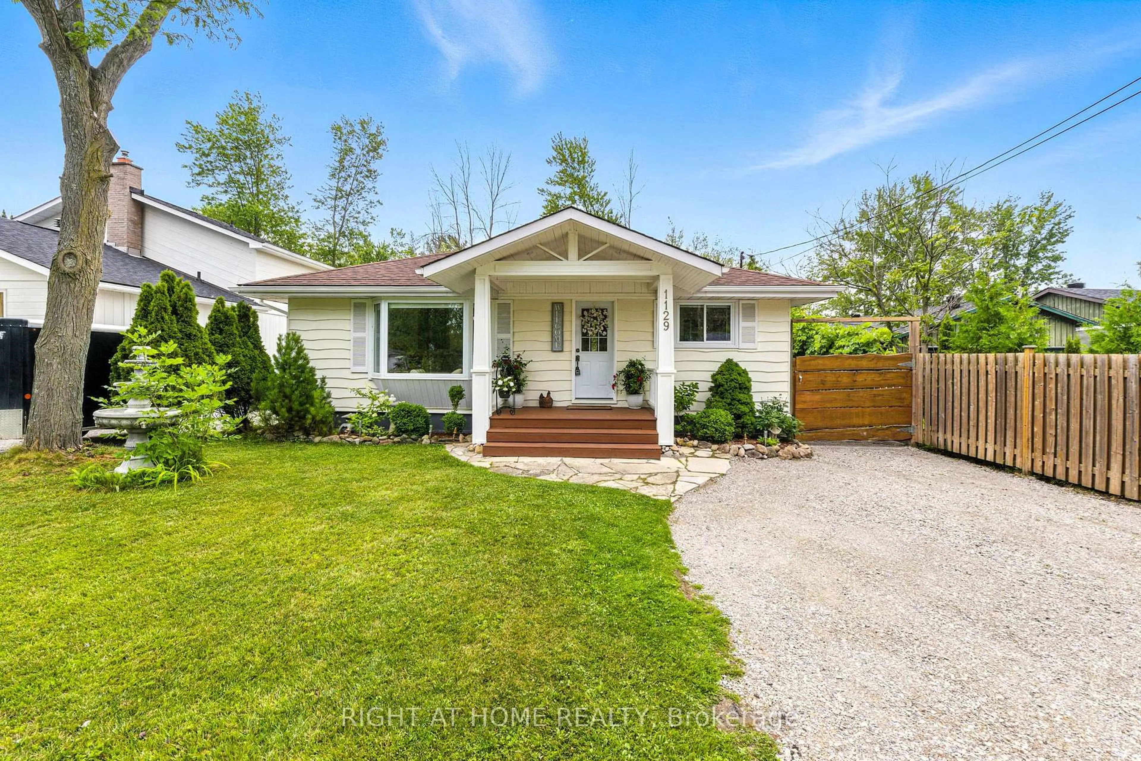Unknown for 1129 Lindy Lane, Innisfil Ontario L0L 1R0