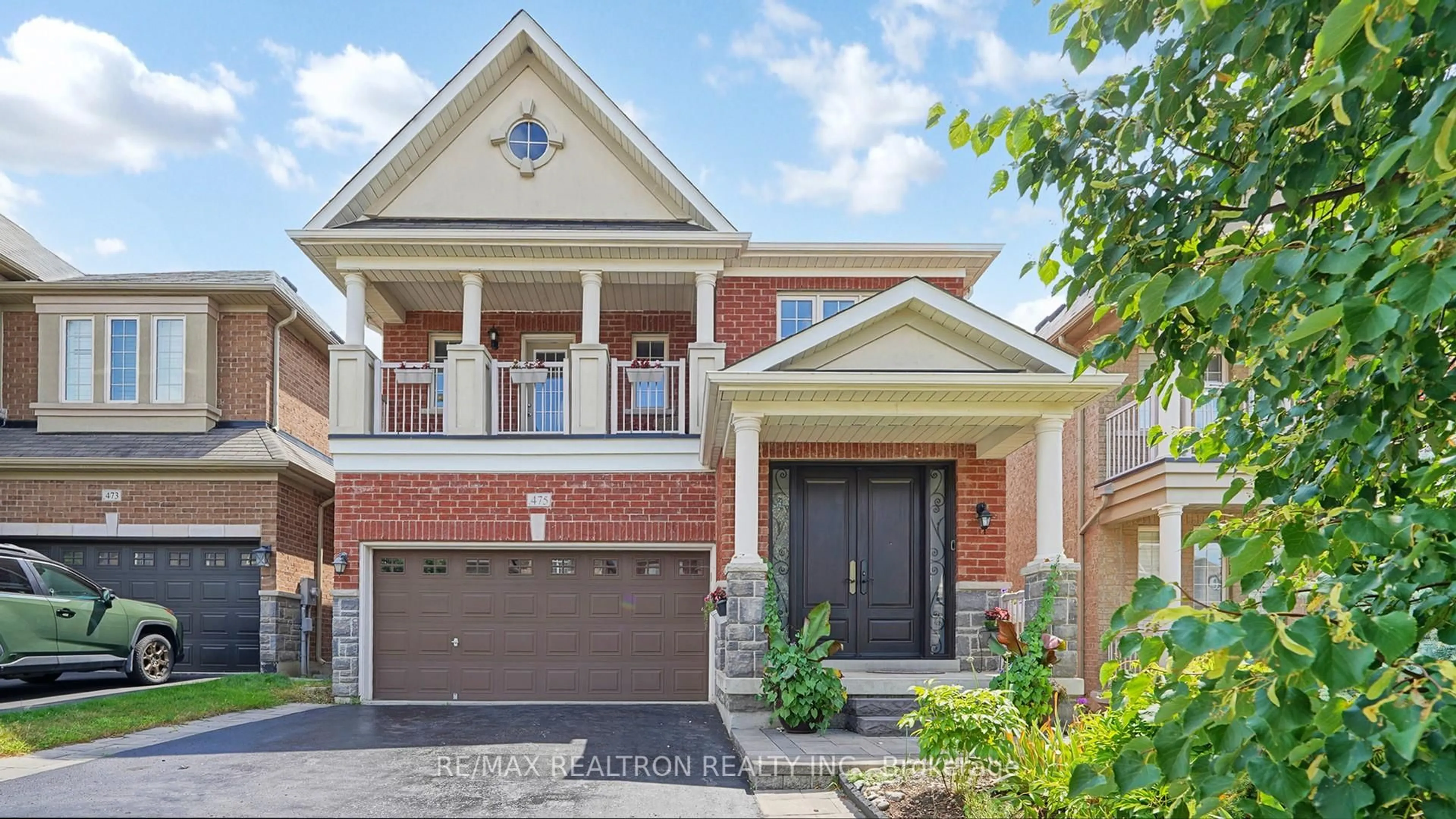 Home with brick exterior material, street for 475 Kwapis Blvd, Newmarket Ontario L3X 3K5