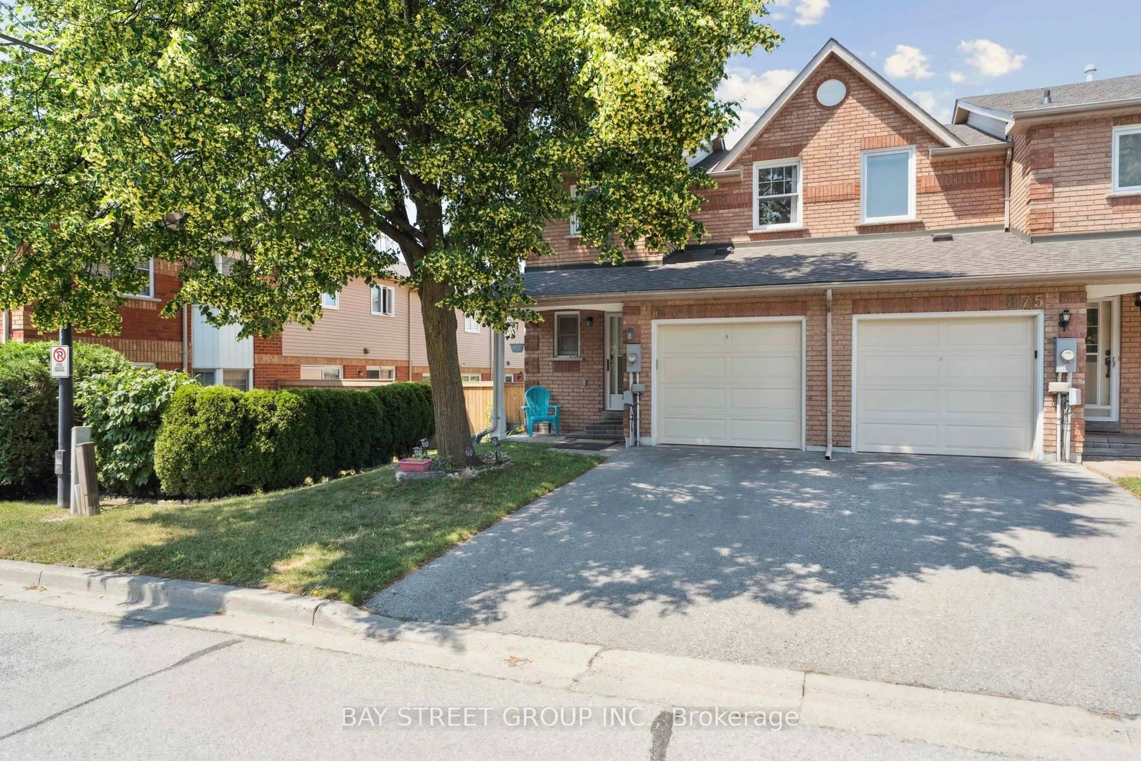 Unknown for 873 Playter Cres, Newmarket Ontario L3X 1W8