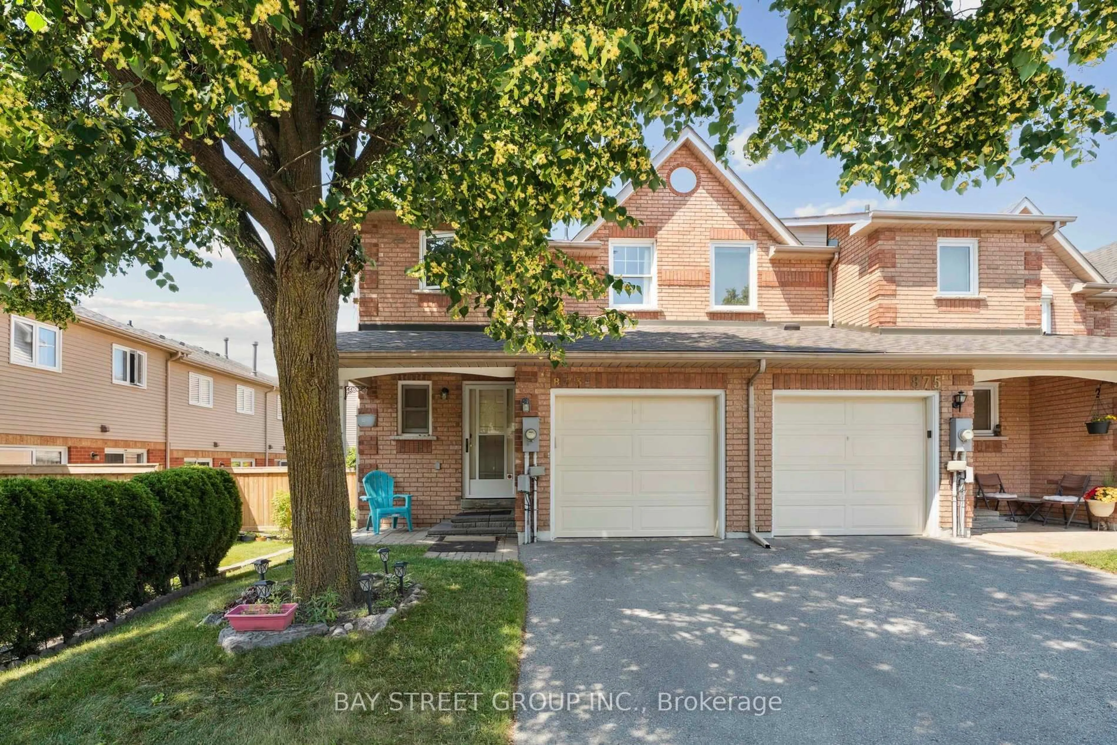 Unknown for 873 Playter Cres, Newmarket Ontario L3X 1W8
