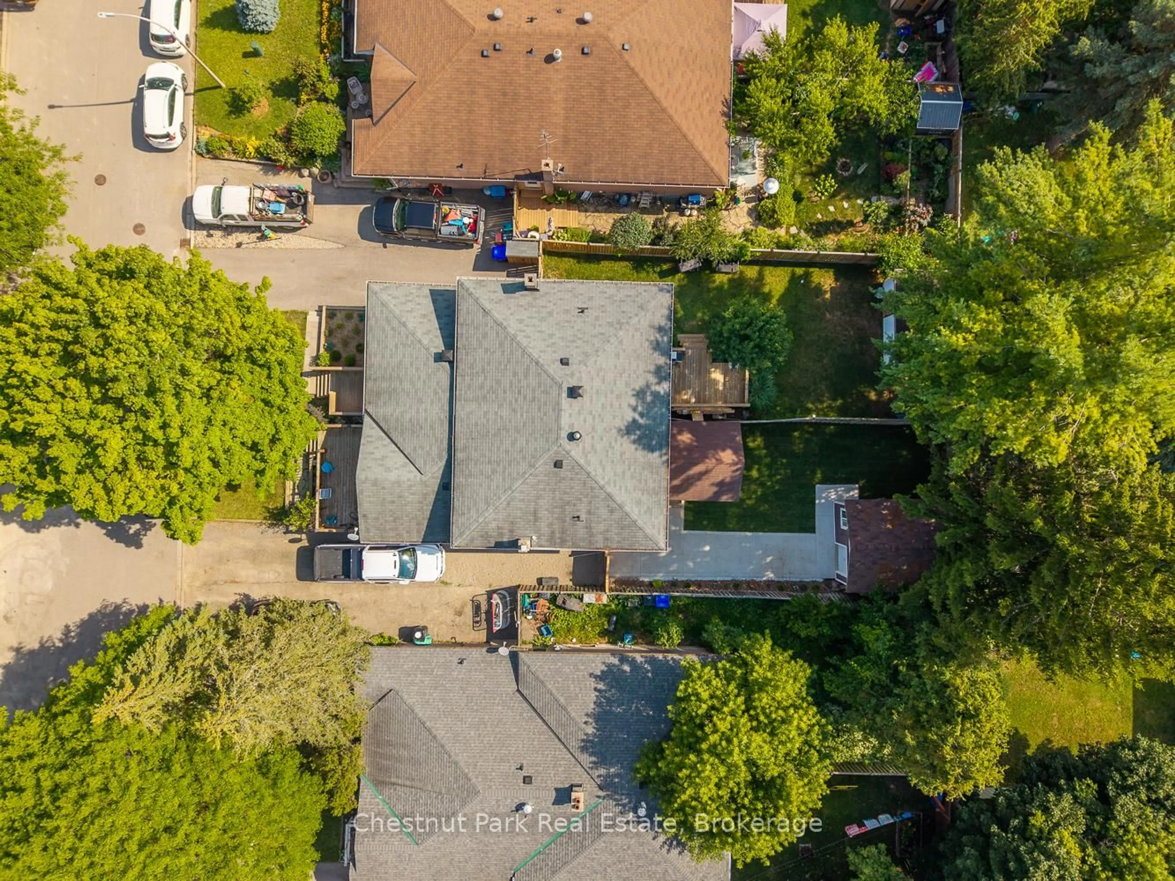 A pic from outside/outdoor area/front of a property/back of a property/a pic from drone, street for 50 Stewart Ave, New Tecumseth Ontario L9R 1C2