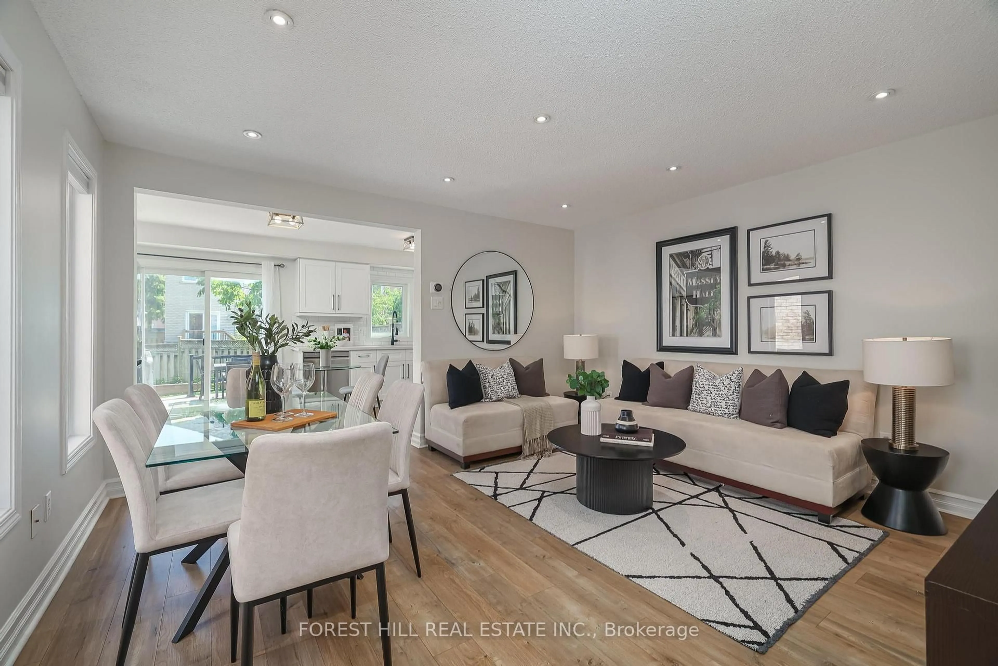 Living room with furniture, unknown for 27 Yellowood Circ, Vaughan Ontario L4J 8M1