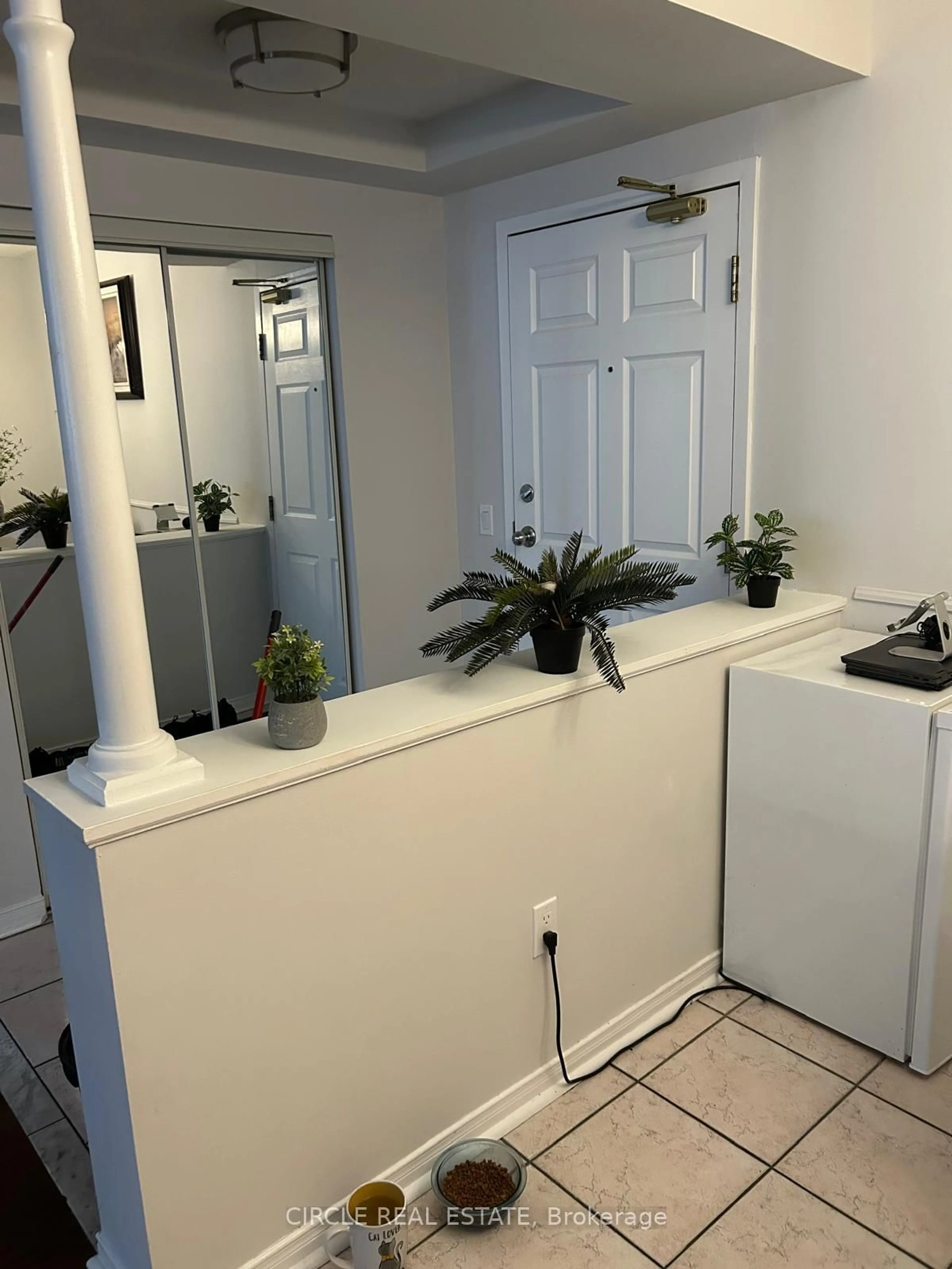 Unknown for 7398 Yonge St #112, Vaughan Ontario L4J 8J2