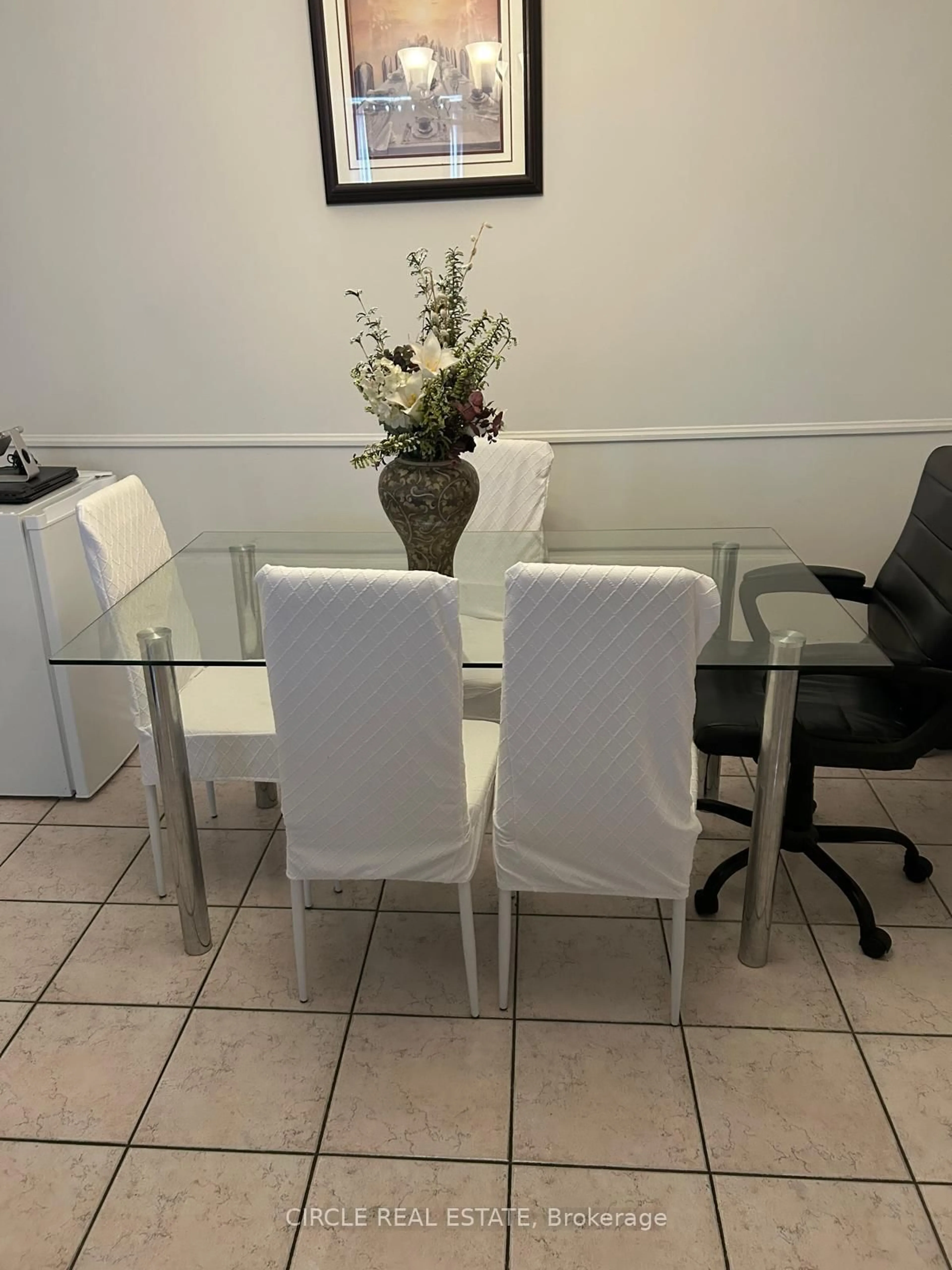 Dining room, unknown for 7398 Yonge St #112, Vaughan Ontario L4J 8J2