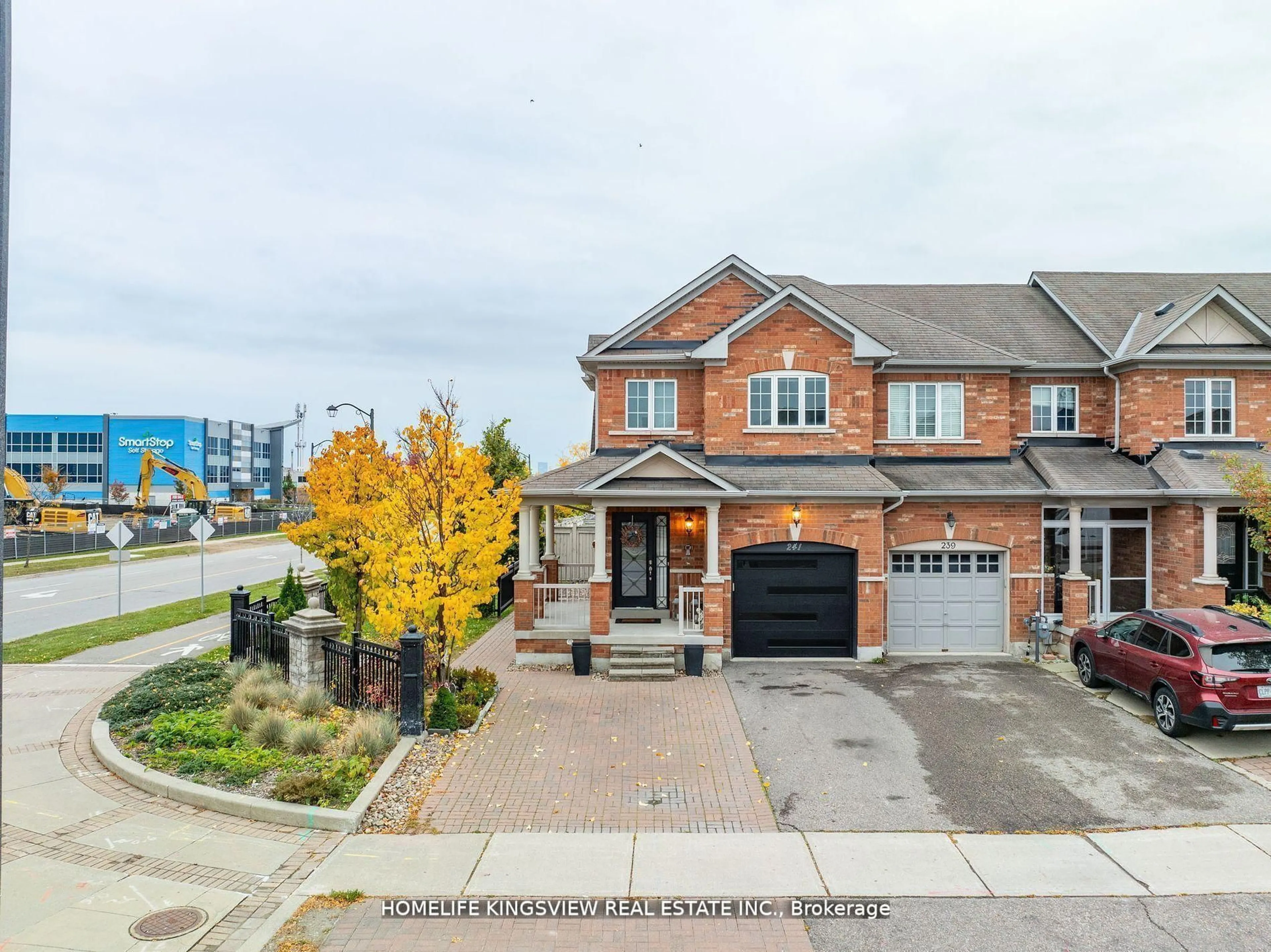 A pic from outside/outdoor area/front of a property/back of a property/a pic from drone, street for 241 Canada Dr, Vaughan Ontario L4H 0K2