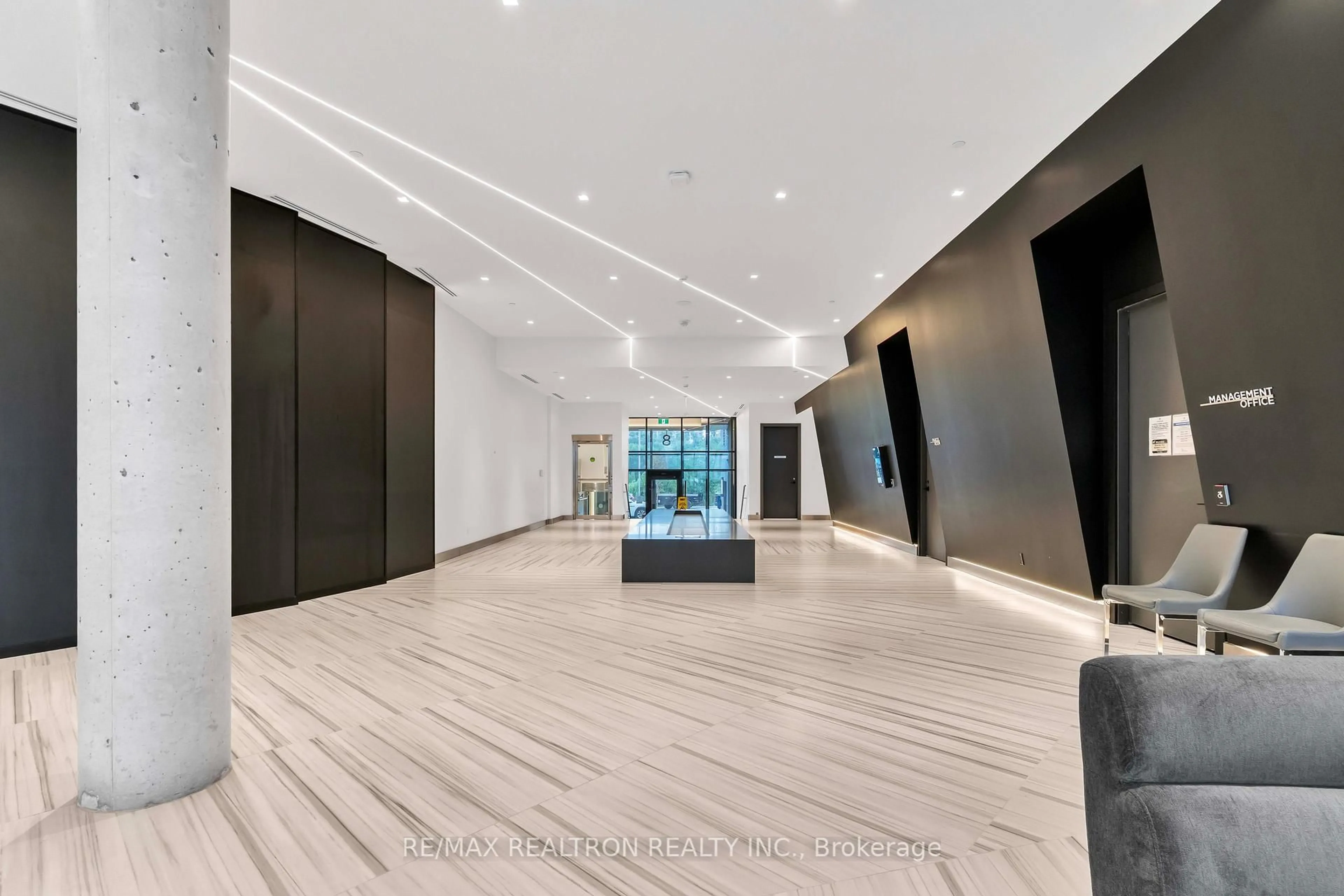 Indoor foyer for 18 water walk Dr #3903, Markham Ontario L3R 6L5