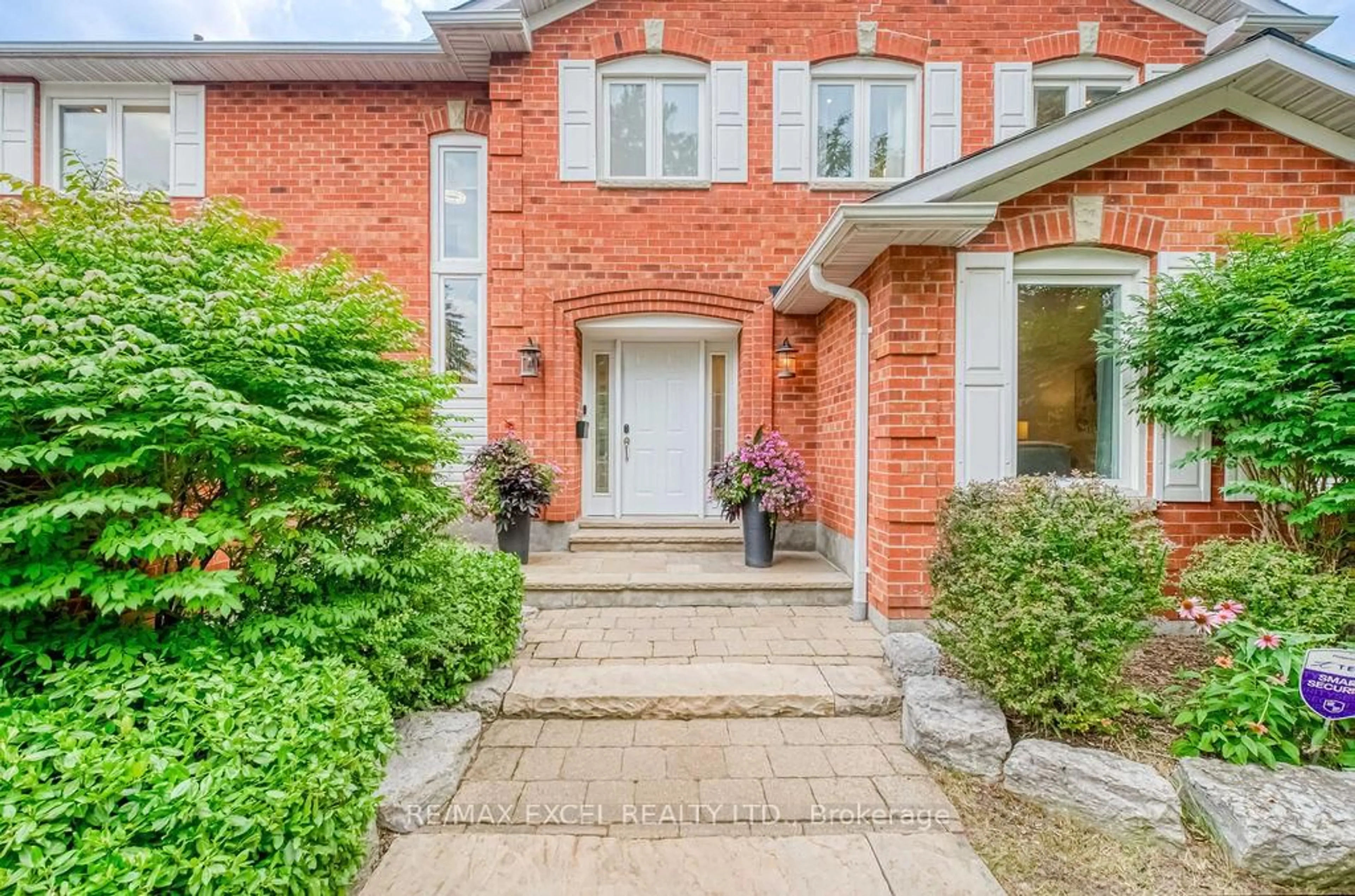 Home with brick exterior material, street for 3 Delhi Cres, Markham Ontario L3R 4J4