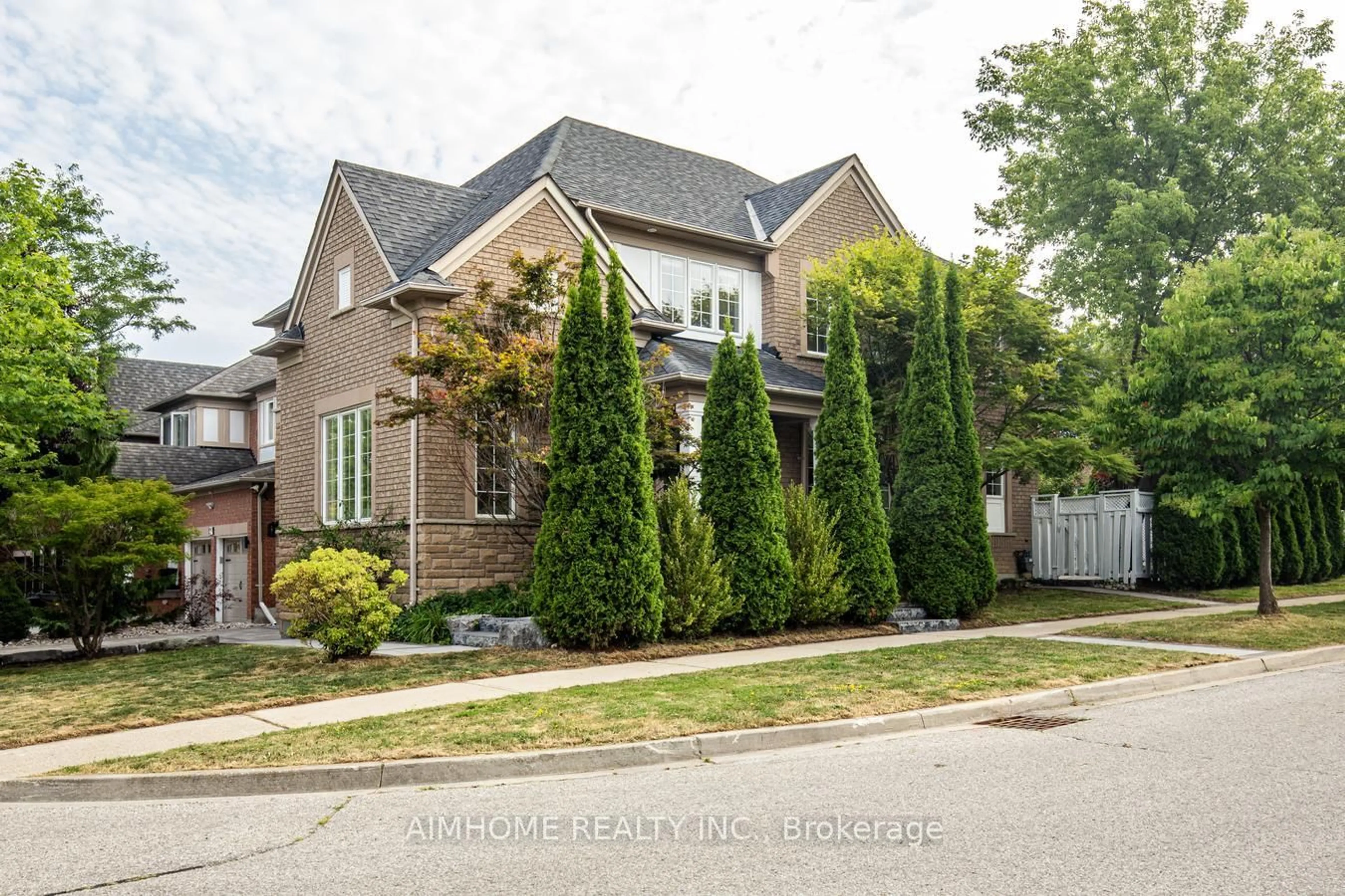 Home with brick exterior material, street for 31 Courtney Cres, Richmond Hill Ontario L4E 4C2