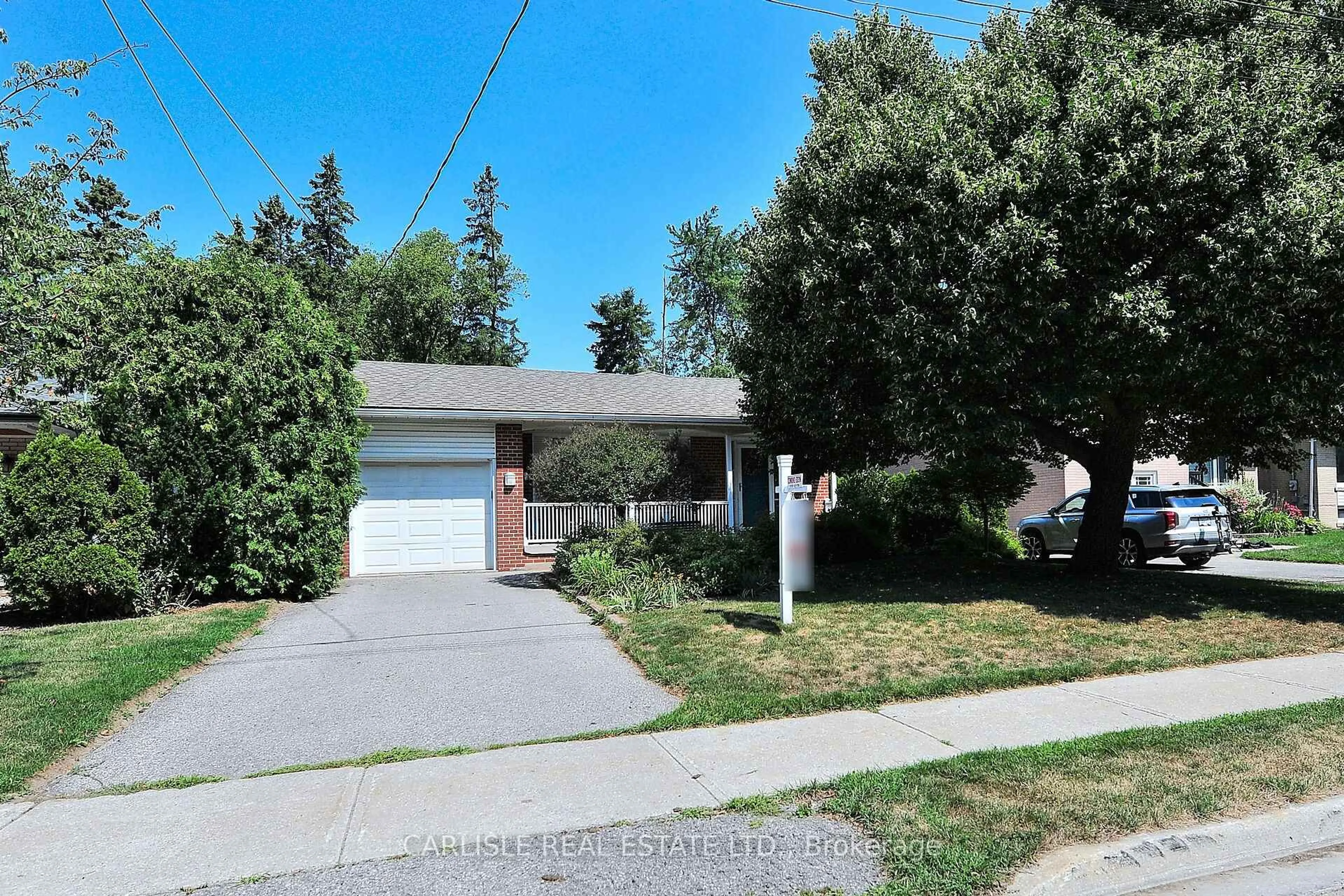 Home with brick exterior material, street for 225 Altamira Rd, Richmond Hill Ontario L4C 4C9