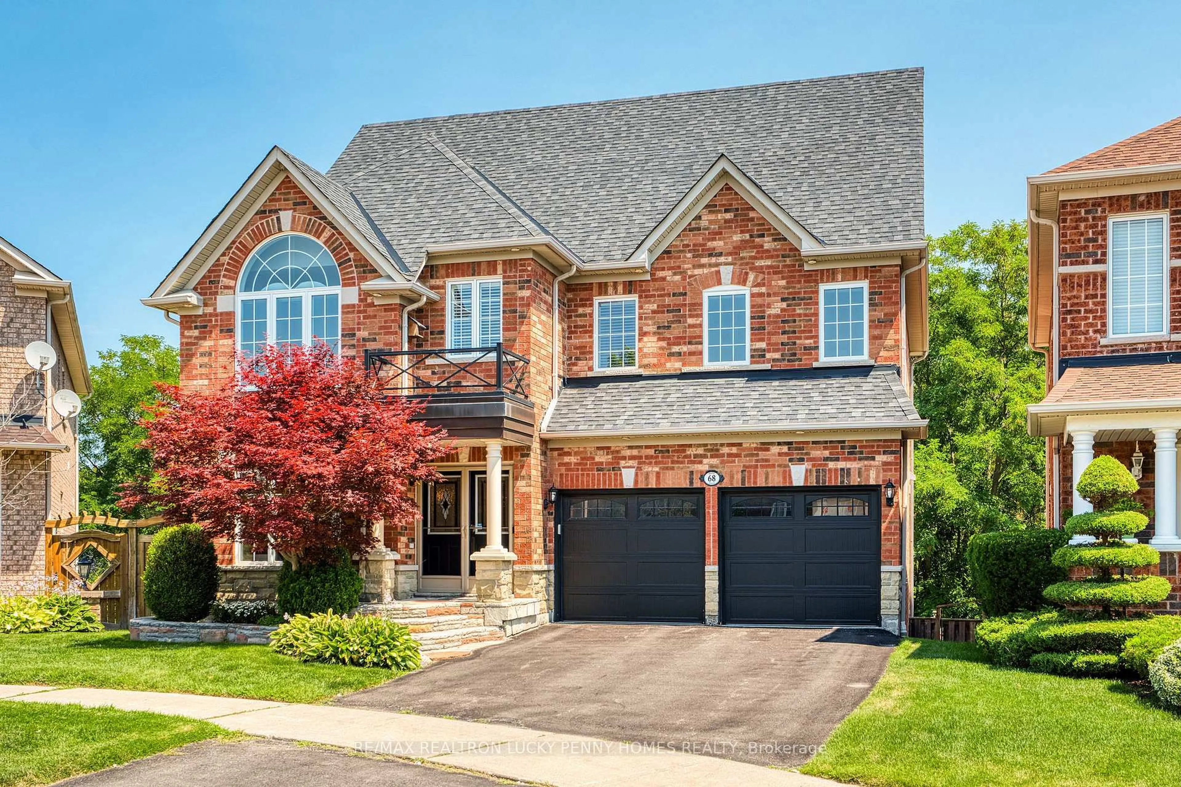Home with brick exterior material, street for 68 Holly Dr, Richmond Hill Ontario L4S 2S4