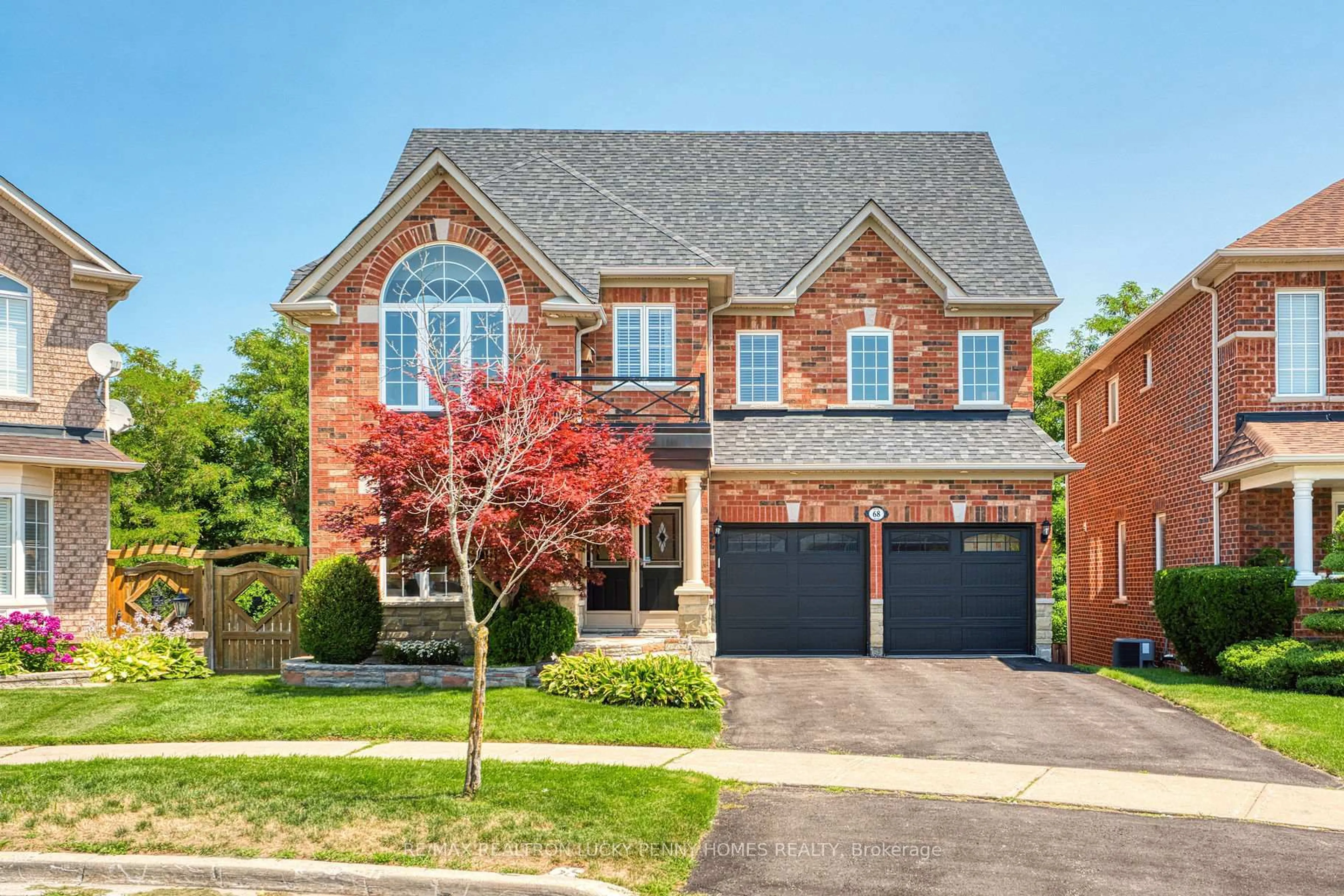Home with brick exterior material, street for 68 Holly Dr, Richmond Hill Ontario L4S 2S4
