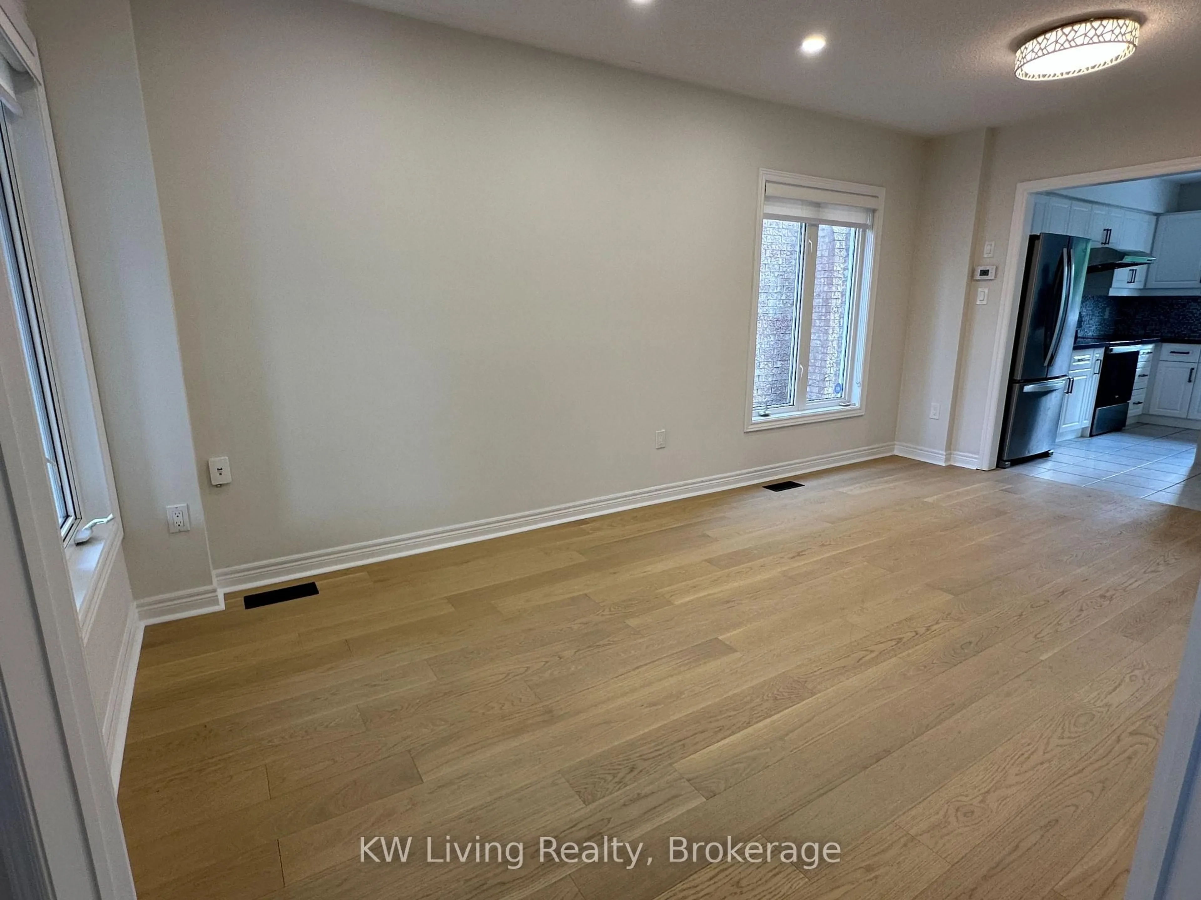 A pic of a room for 43 Bayswater Ave, Richmond Hill Ontario L4E 4E6