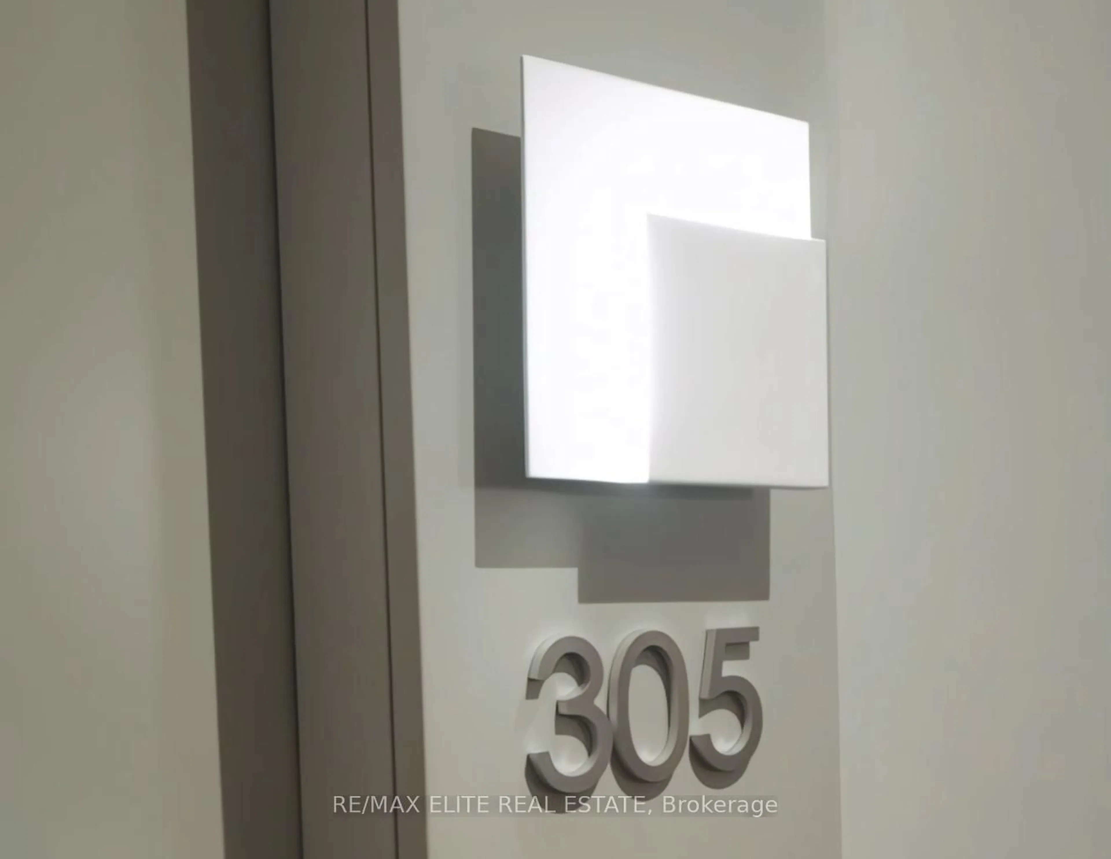 Unknown for 398 Highway 7 #305, Richmond Hill Ontario L4B 0G6