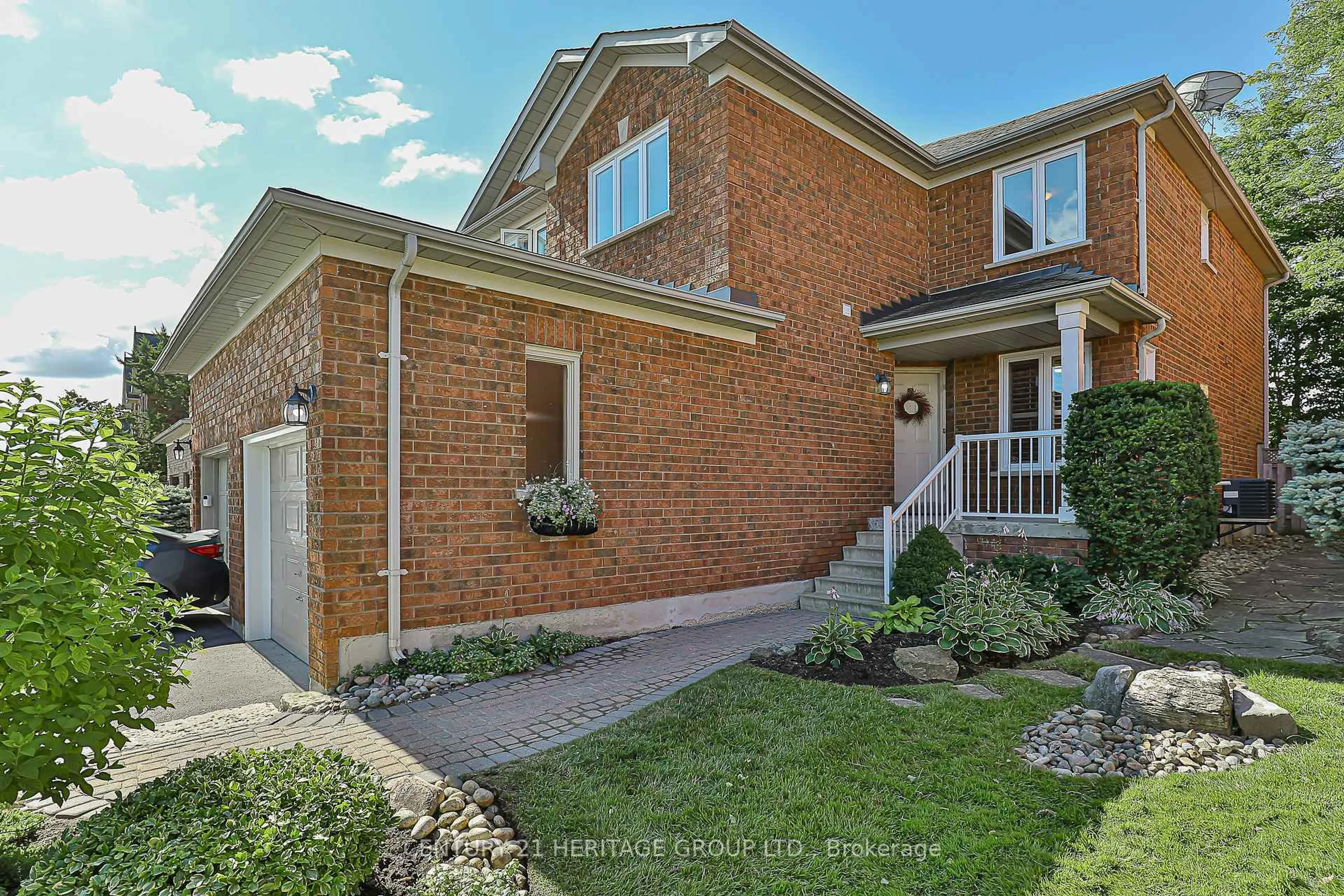 Home with brick exterior material, street for 80 Primeau Dr, Aurora Ontario L4G 6Z2