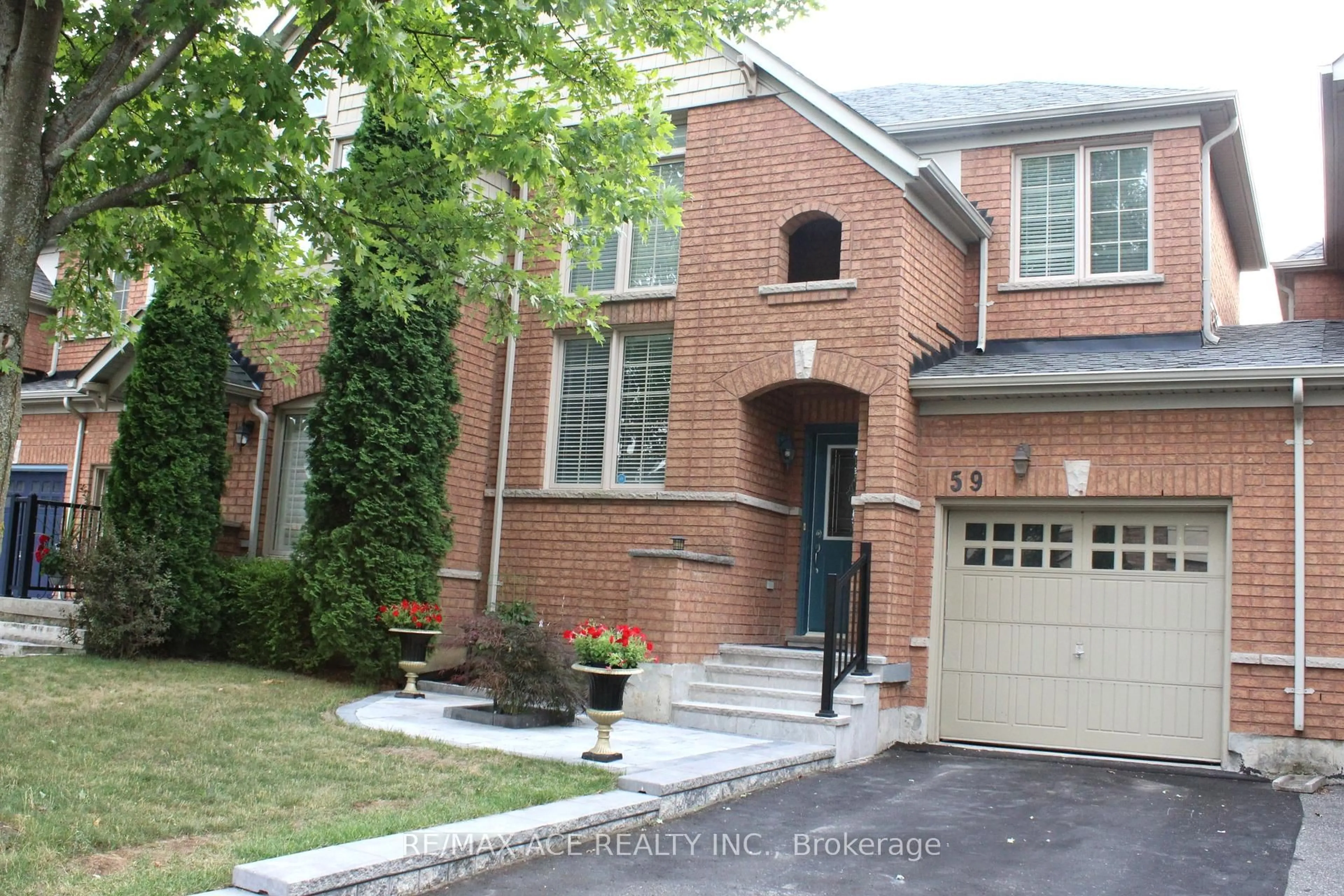 Home with brick exterior material, street for 59 Cozens Dr, Richmond Hill Ontario L4E 4W6