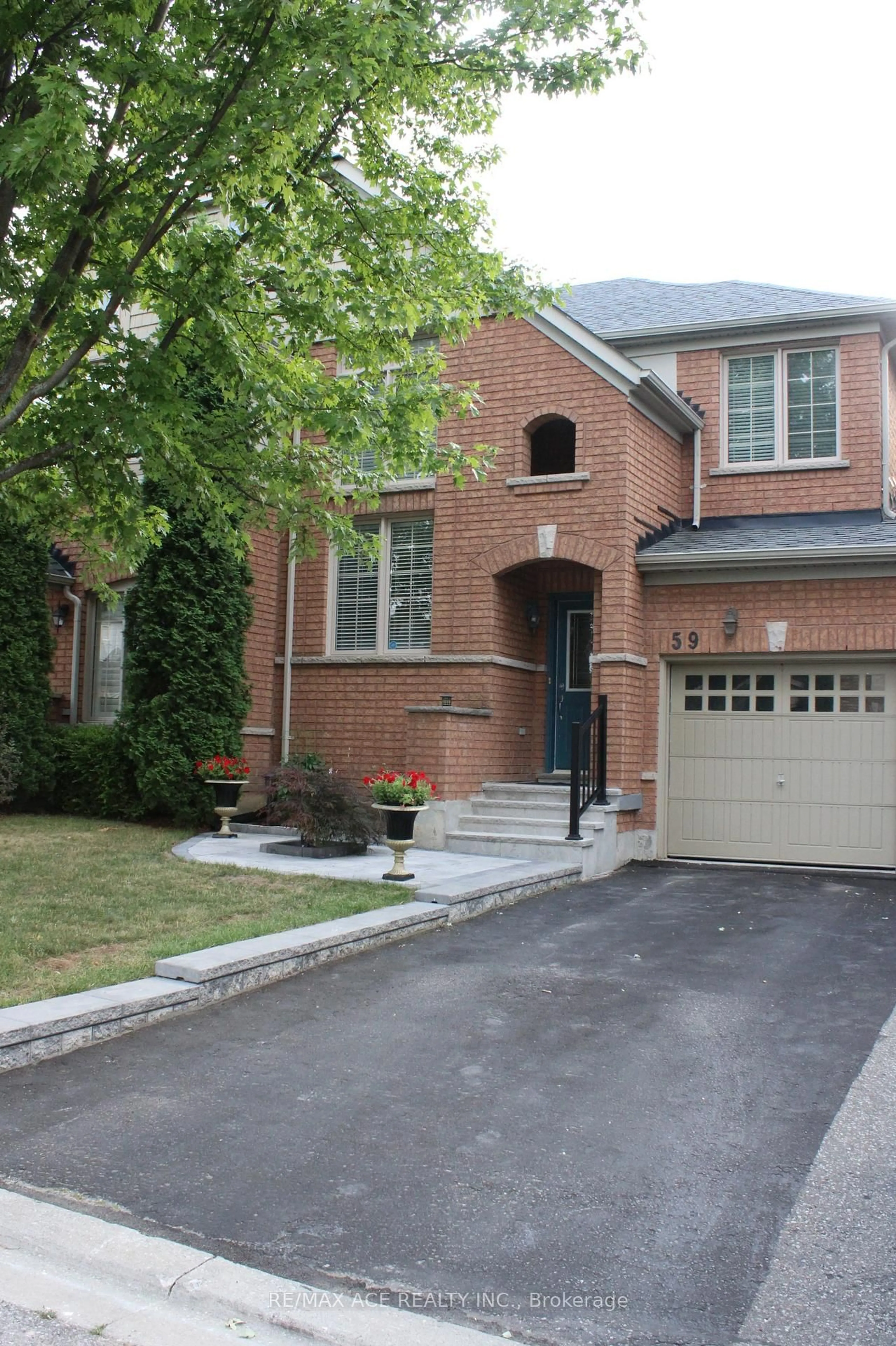 Home with brick exterior material, street for 59 Cozens Dr, Richmond Hill Ontario L4E 4W6