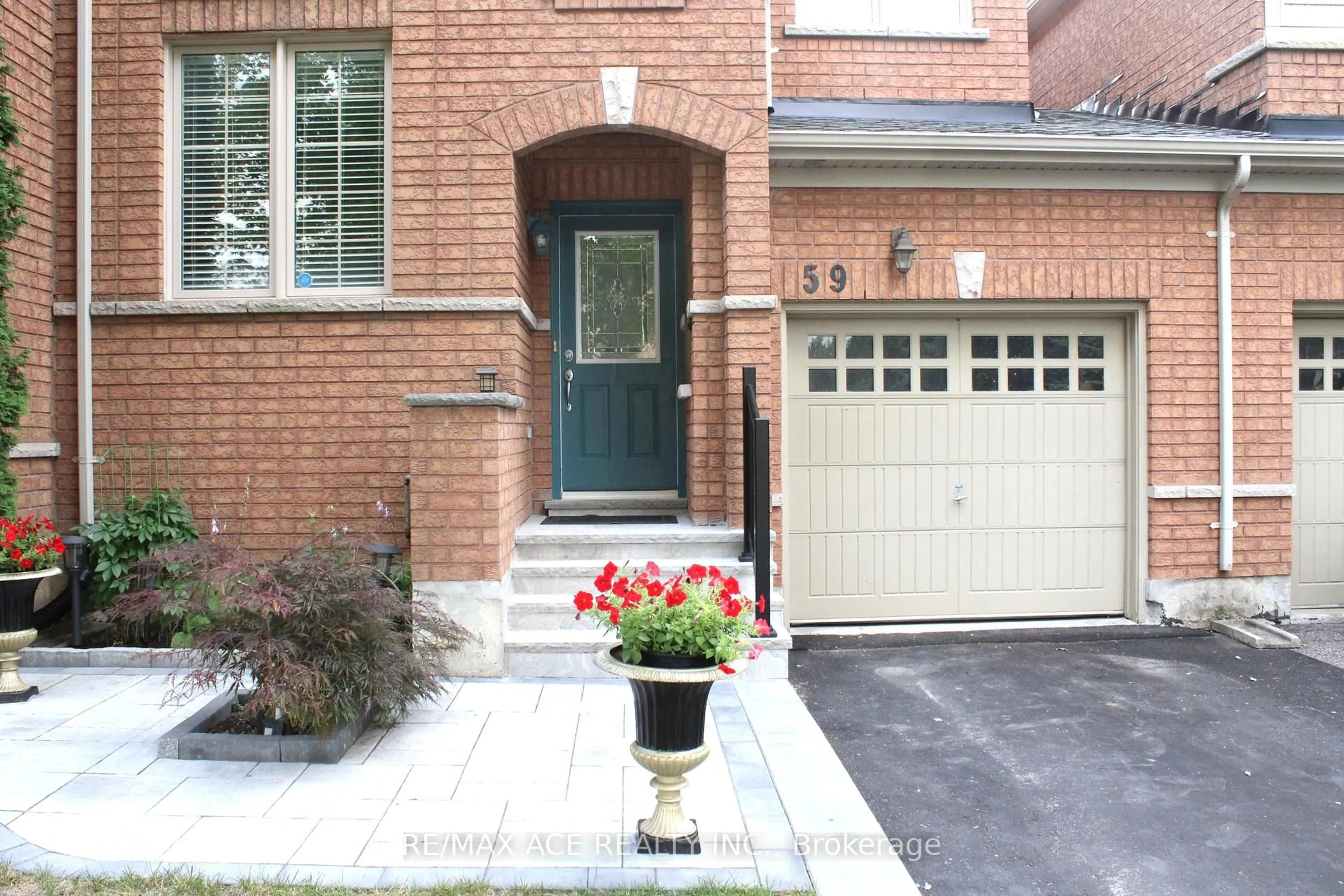 Home with brick exterior material, street for 59 Cozens Dr, Richmond Hill Ontario L4E 4W6