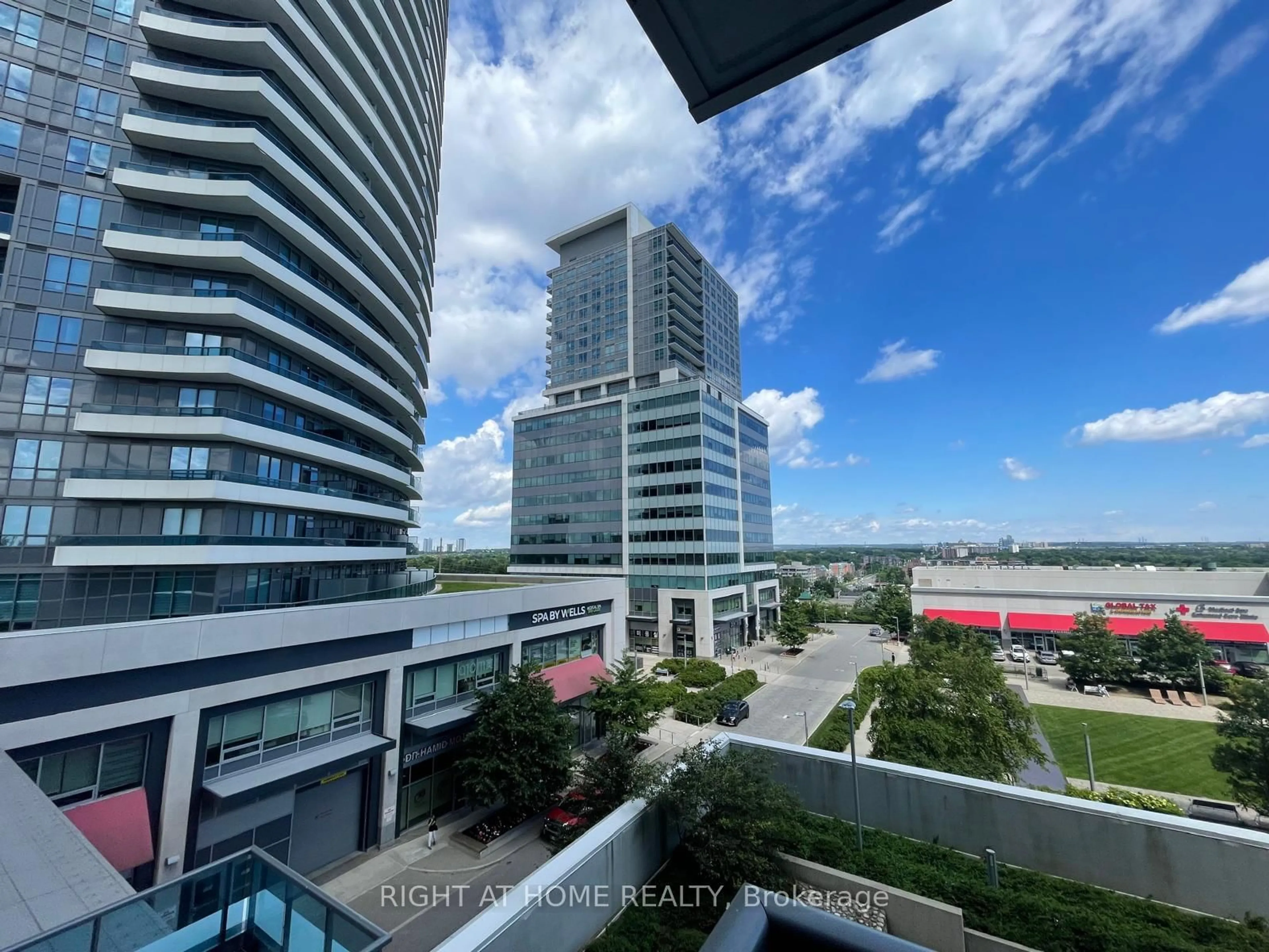 A pic from outside/outdoor area/front of a property/back of a property/a pic from drone, city buildings view from balcony for 7165 Yonge St #533, Markham Ontario L3T 0C9
