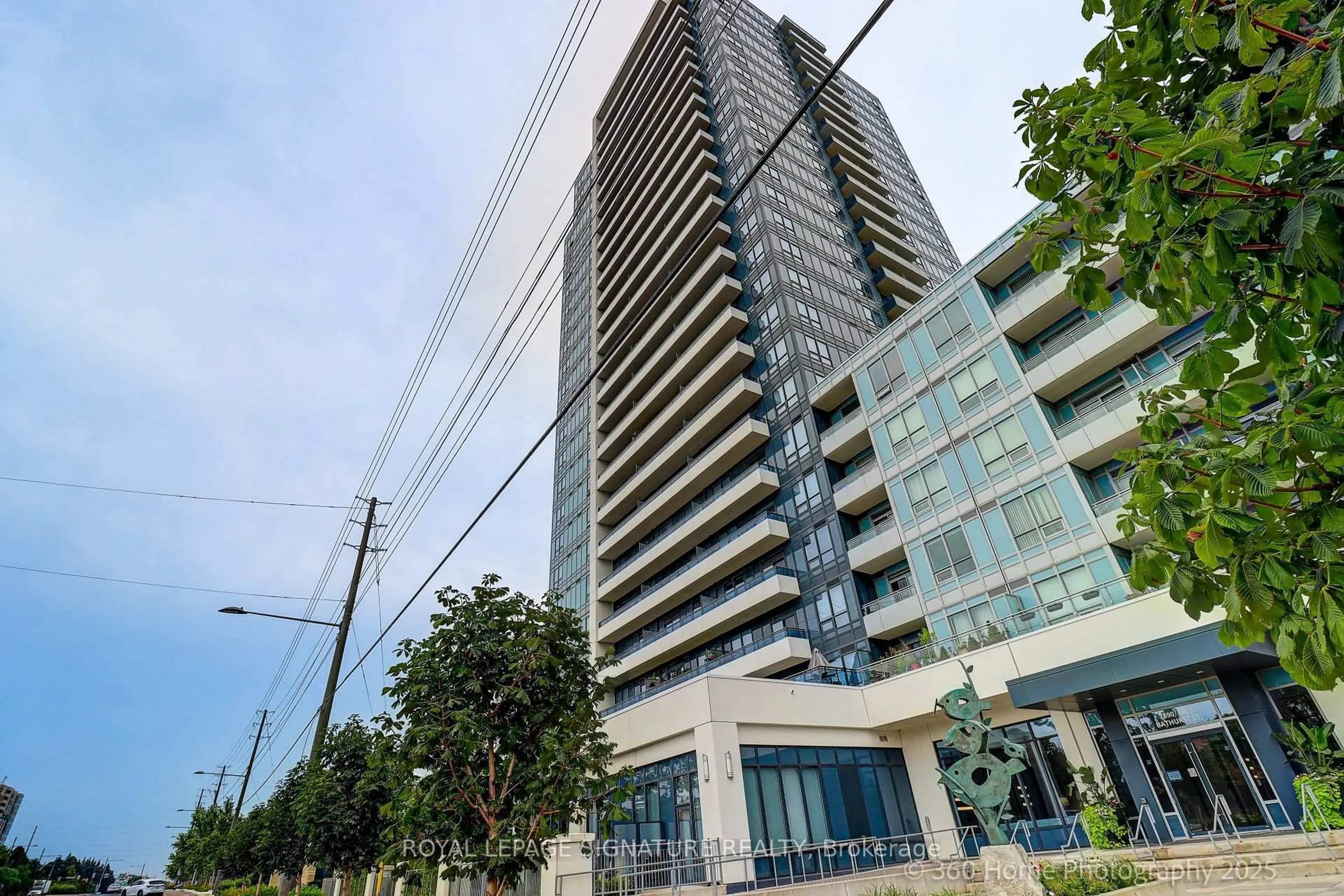 Unknown for 7890 Bathurst St #212, Vaughan Ontario L5J 0J8