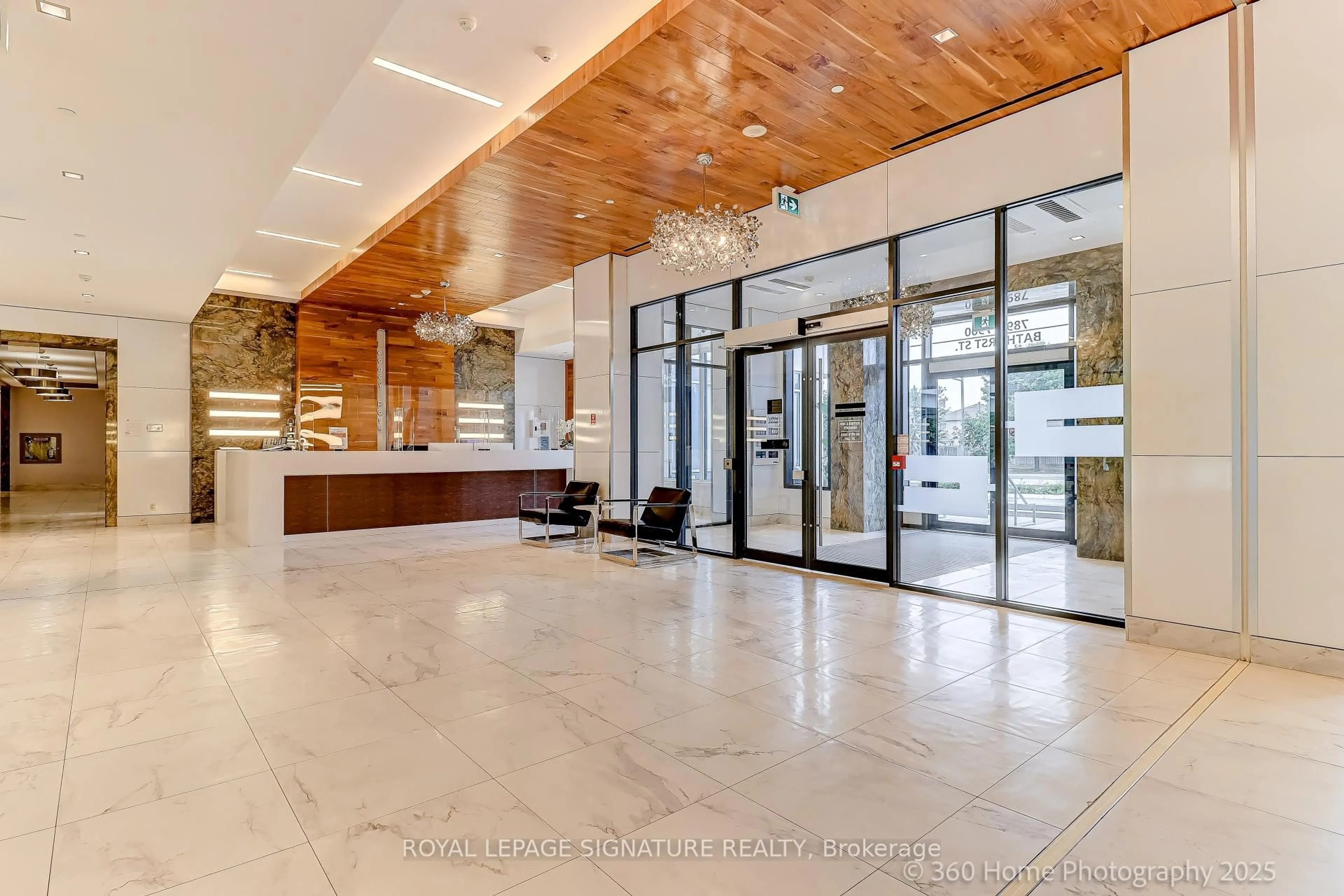 Lobby for 7890 Bathurst St #212, Vaughan Ontario L5J 0J8