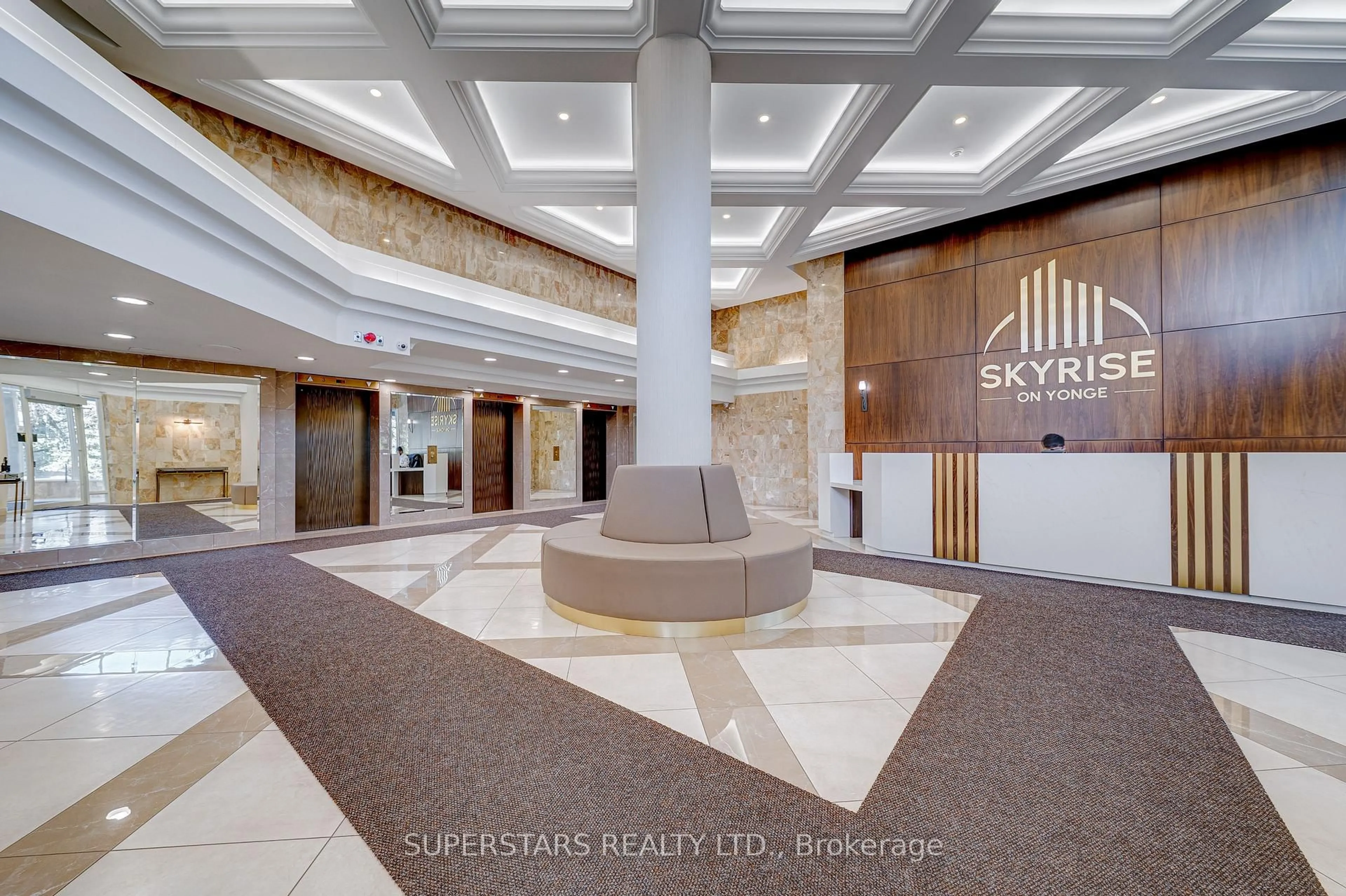 Lobby for 7300 Yonge St #512, Vaughan Ontario L4J 7Y5