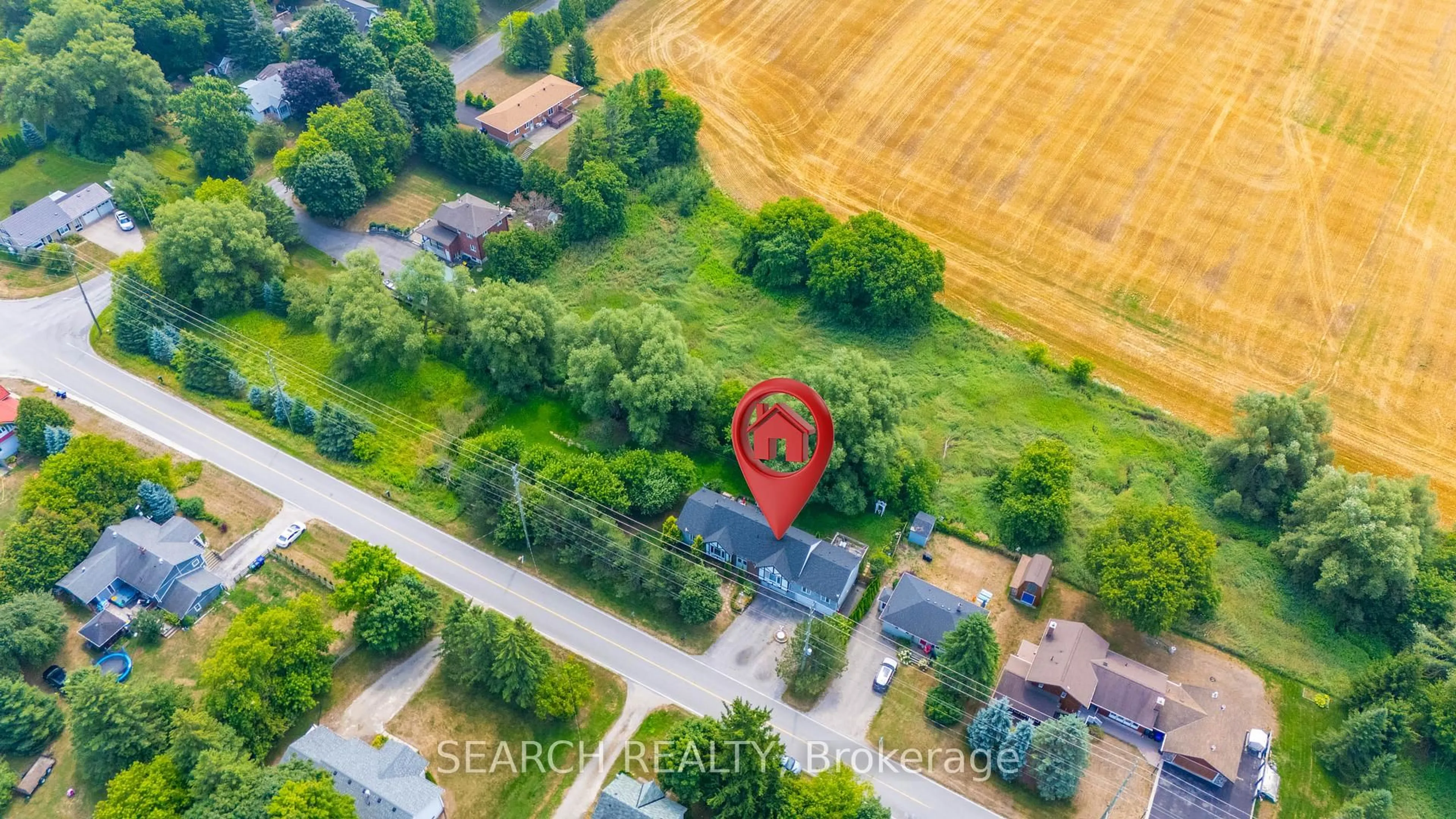 A pic from outside/outdoor area/front of a property/back of a property/a pic from drone, street for 5127 10th Sdrd, Essa Ontario L0L 1N0