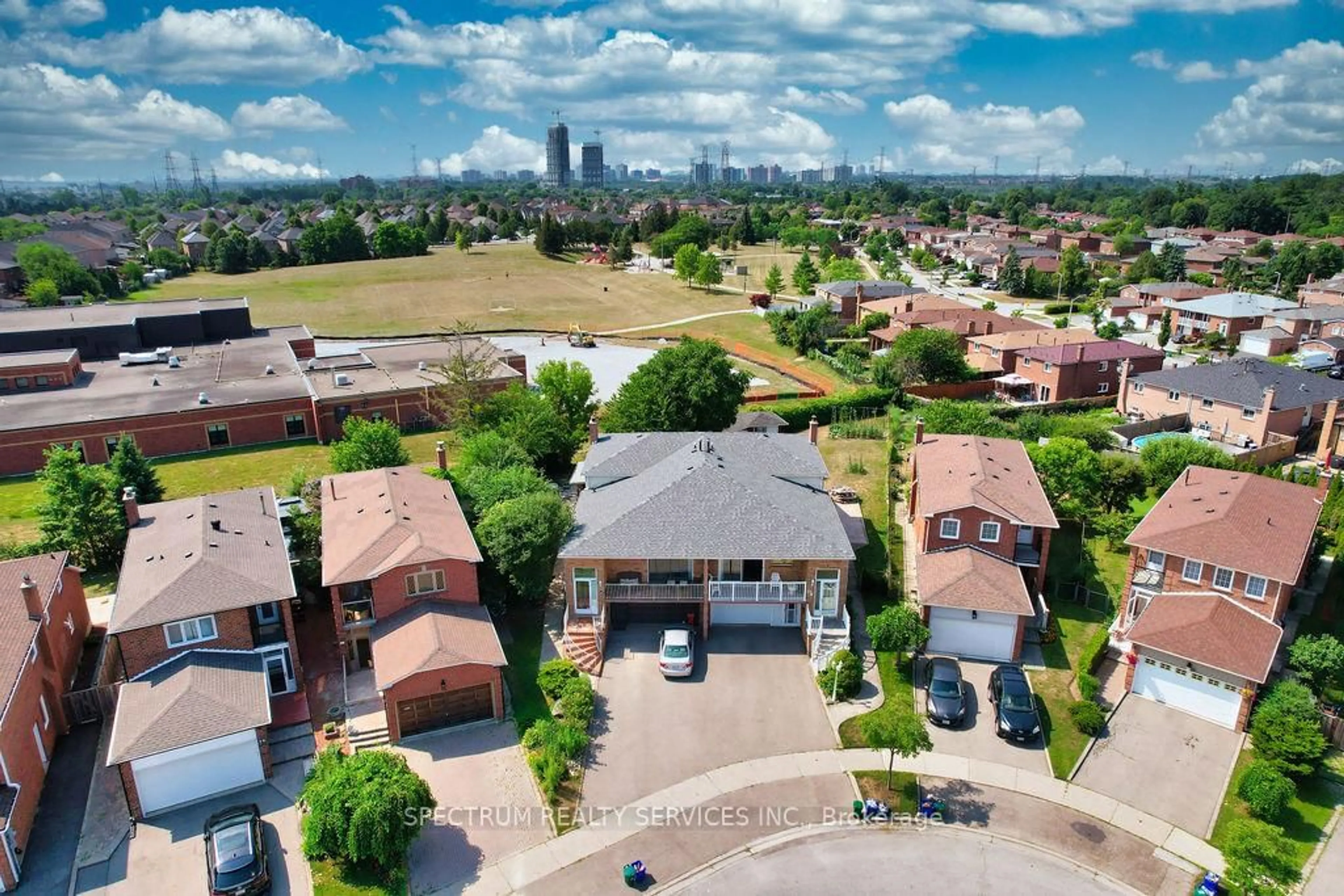 A pic from outside/outdoor area/front of a property/back of a property/a pic from drone, city buildings view from balcony for 20 Terra Rd, Vaughan Ontario L4L 3J5