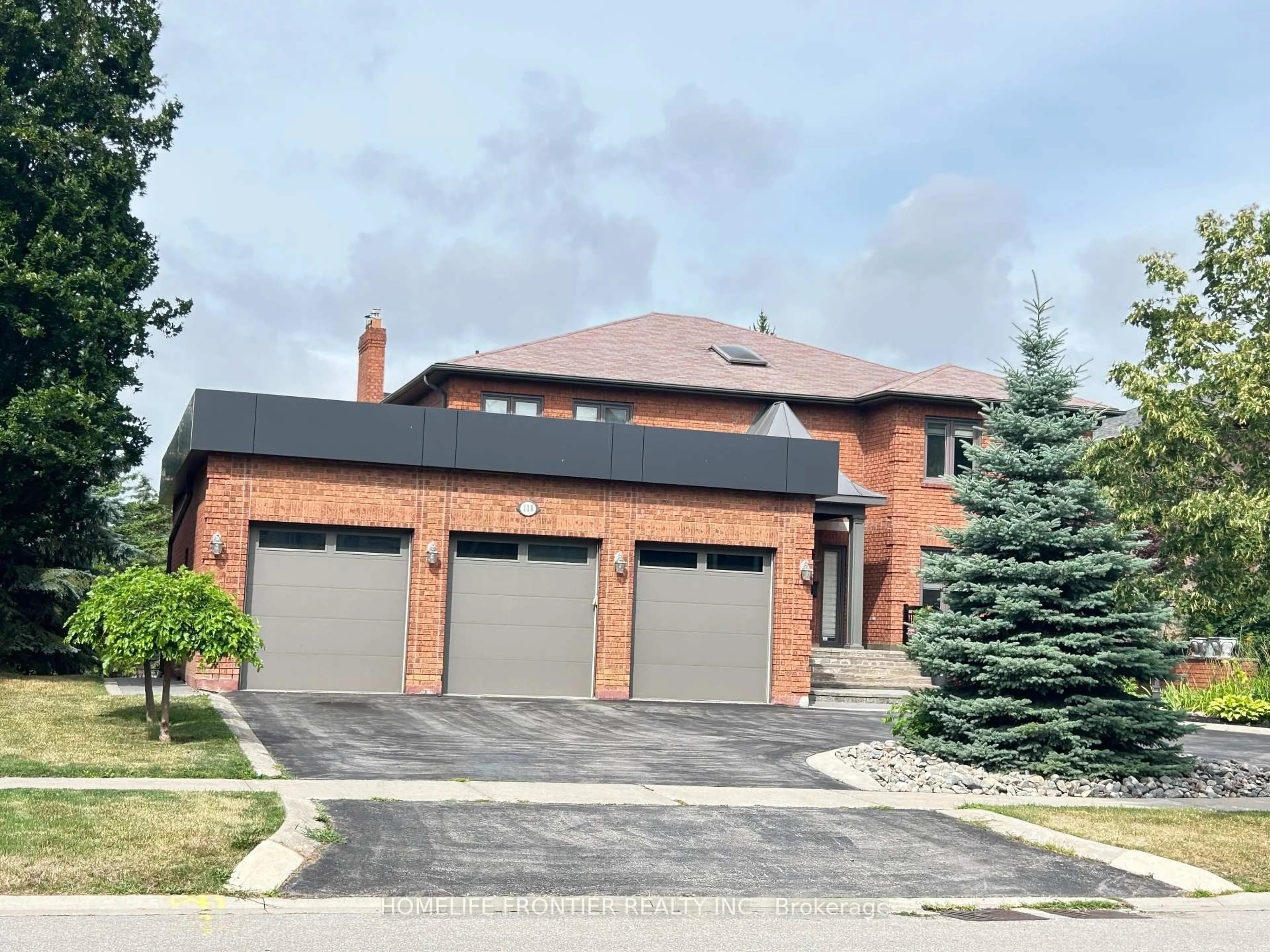 Home with brick exterior material, street for 118 Torran Rd, Vaughan Ontario L4L 2Y7