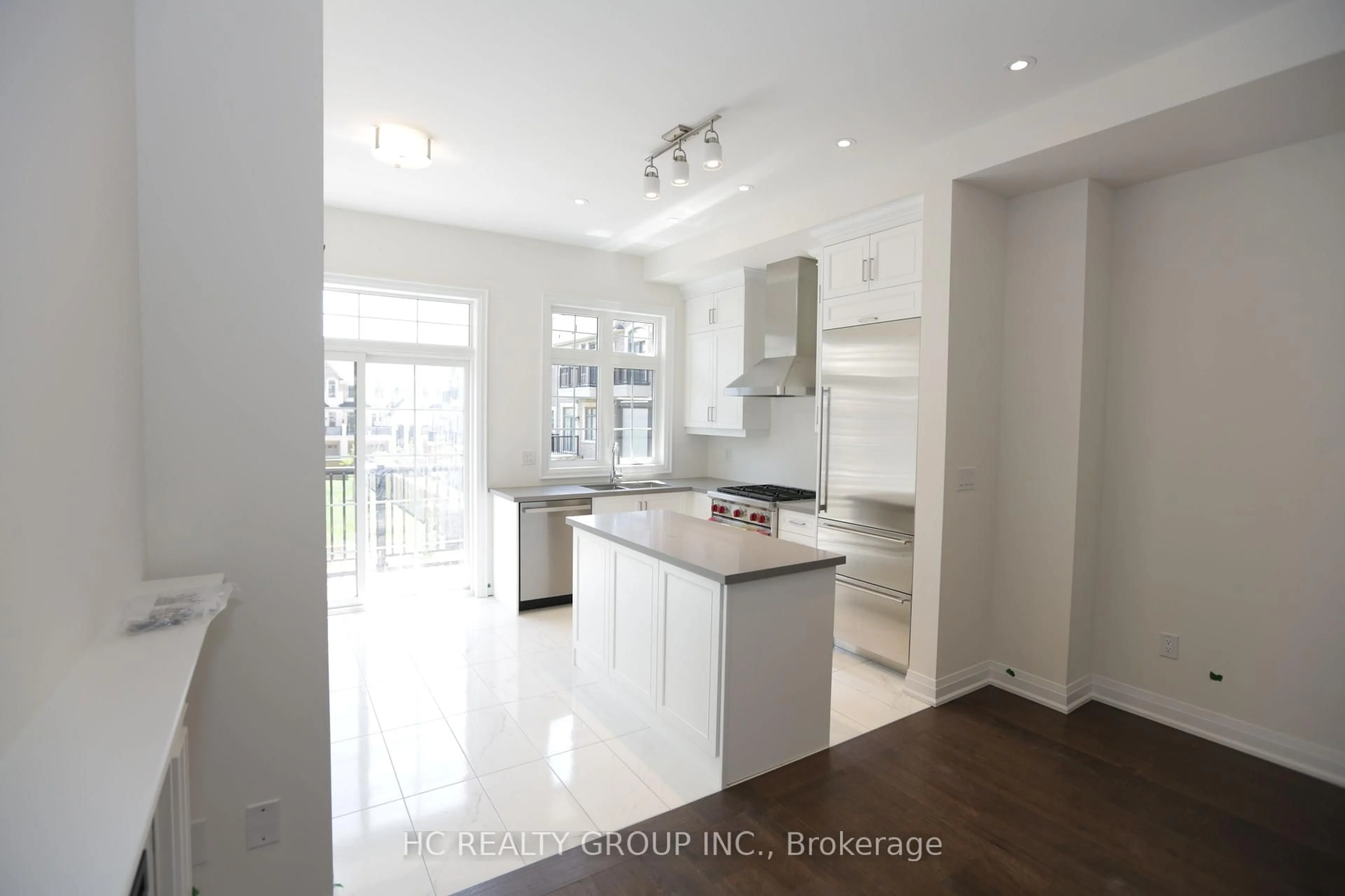 Open concept kitchen, unknown for 4245 Major Mackenzie Dr, Markham Ontario L6C 3L5