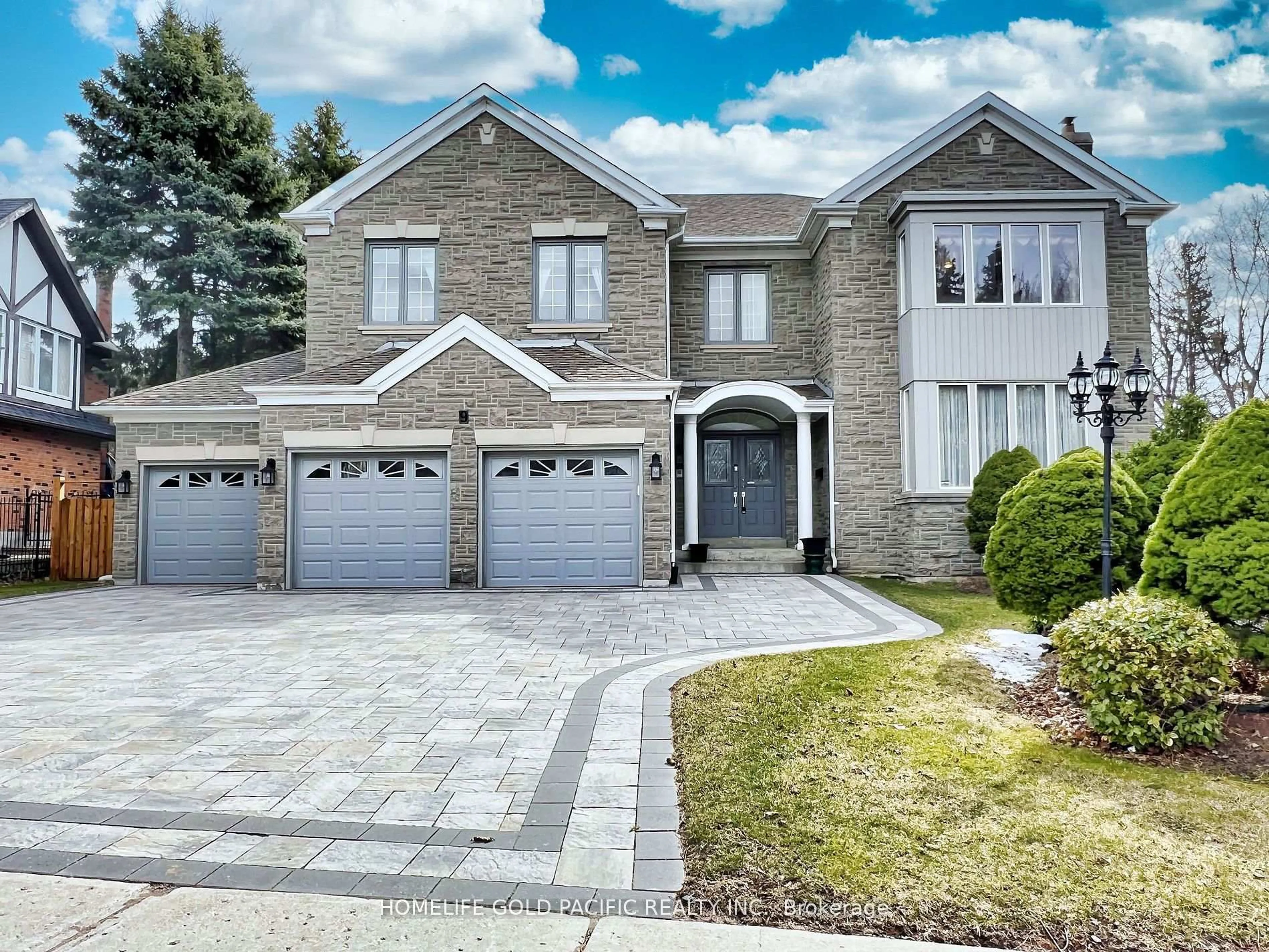 Home with brick exterior material, street for 9 Gardiner Cres, Richmond Hill Ontario L4B 2G6