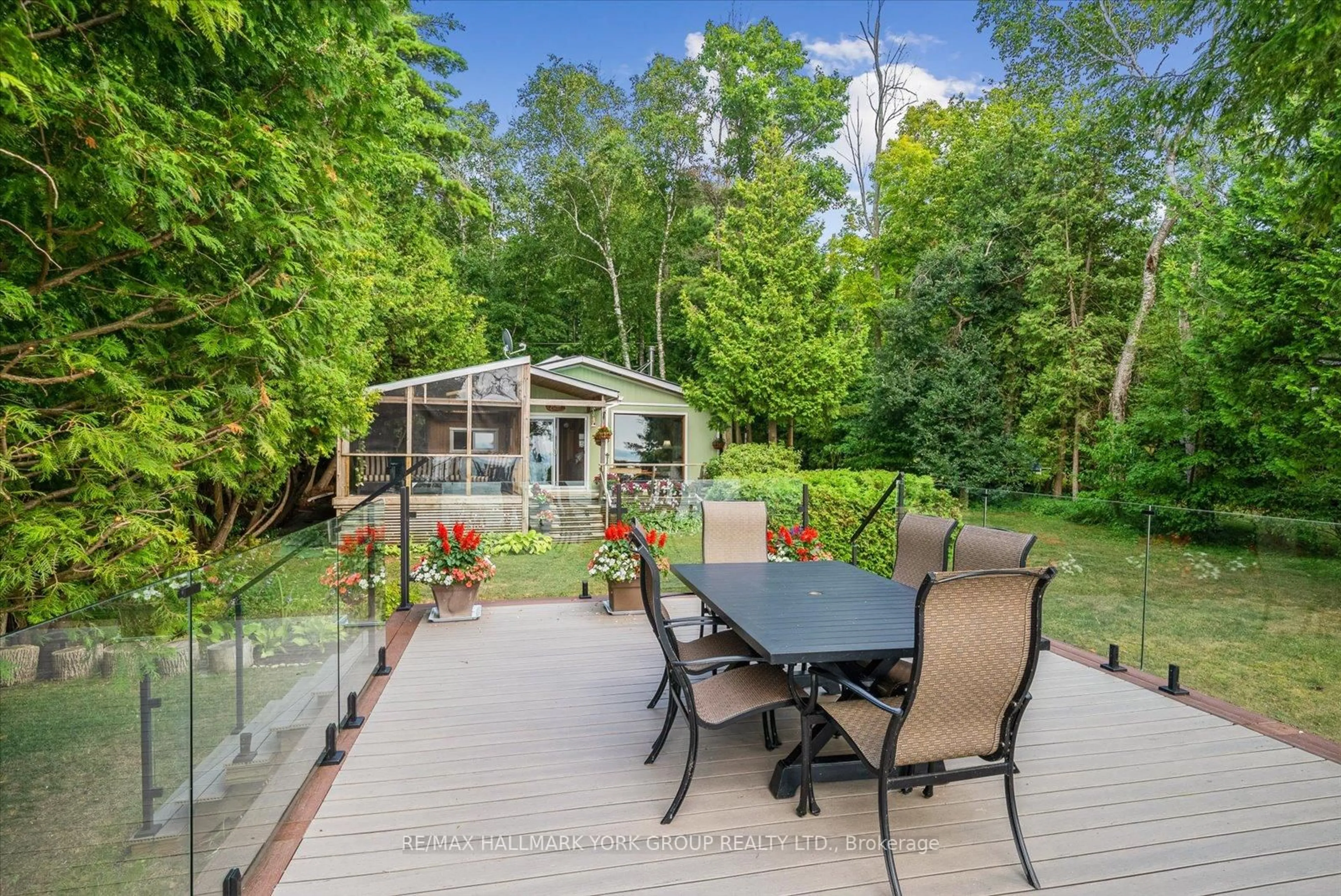 Patio, water/lake/river/ocean view for 189 Snake Island Rd, Georgina Islands Ontario L4P 3E9