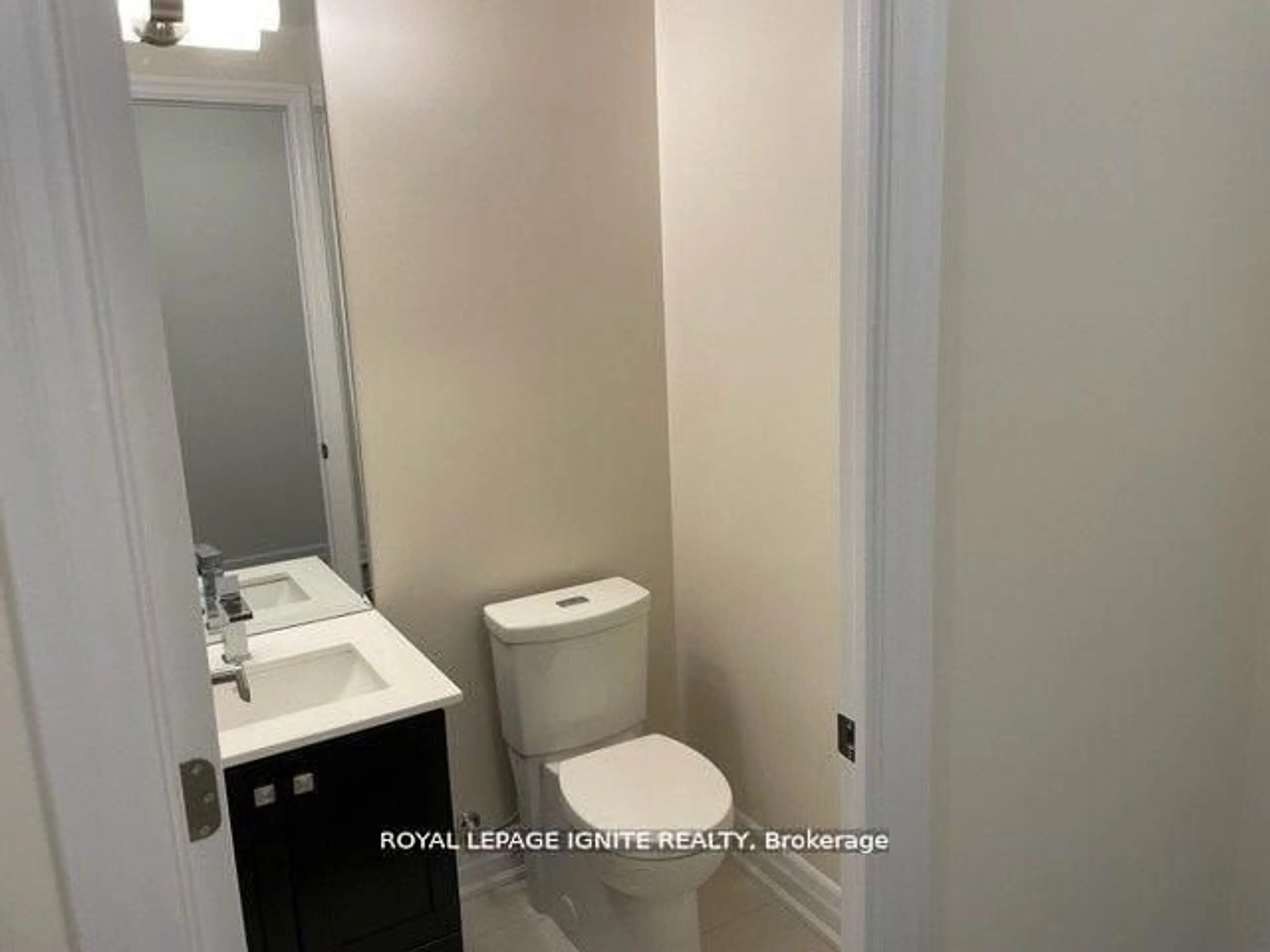 A pic of a room for 9085 Jane St #1401, Vaughan Ontario L4K 0L8