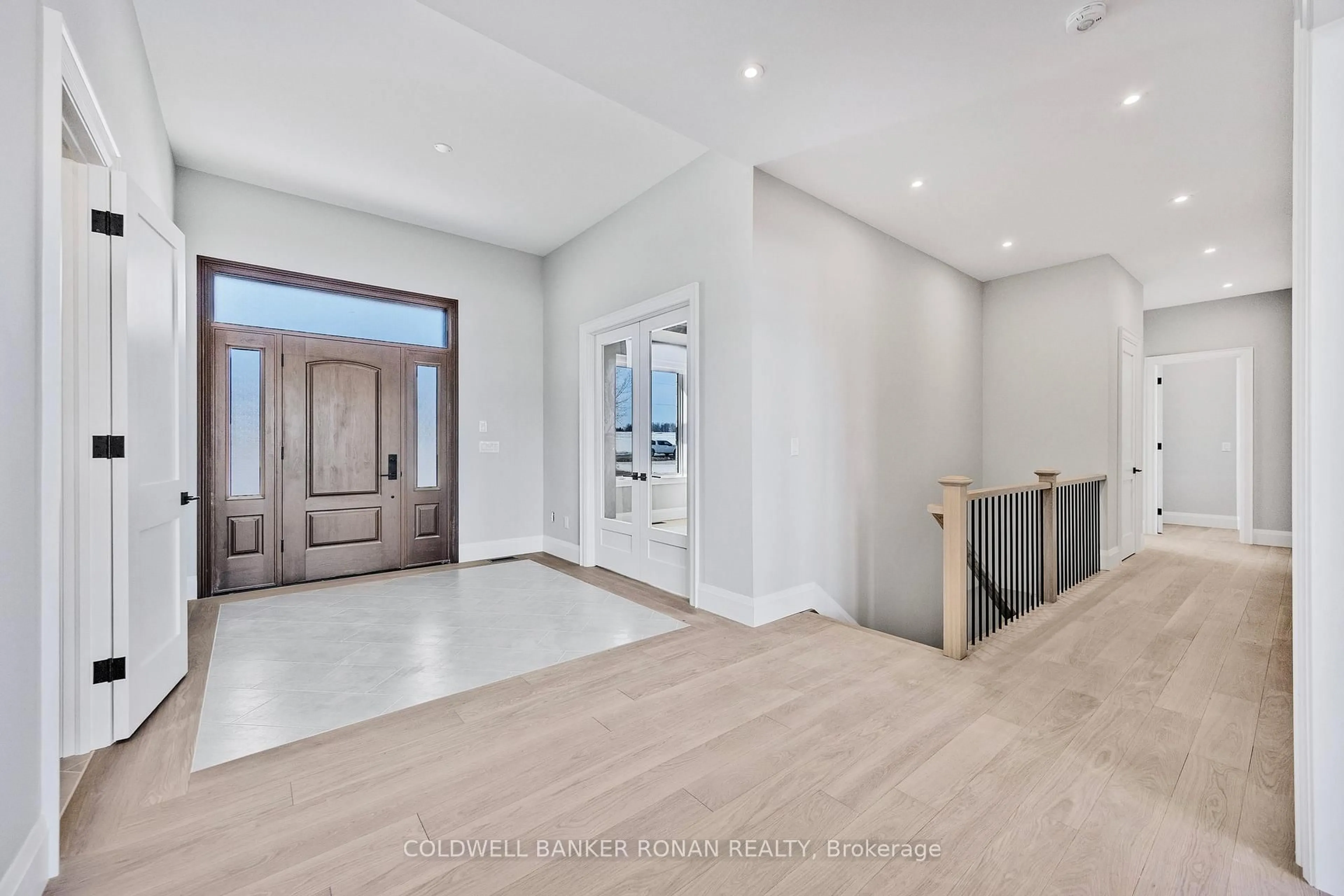Indoor entryway for 4625 Concession Rd 5, Adjala-Tosorontio Ontario L0G 1W0