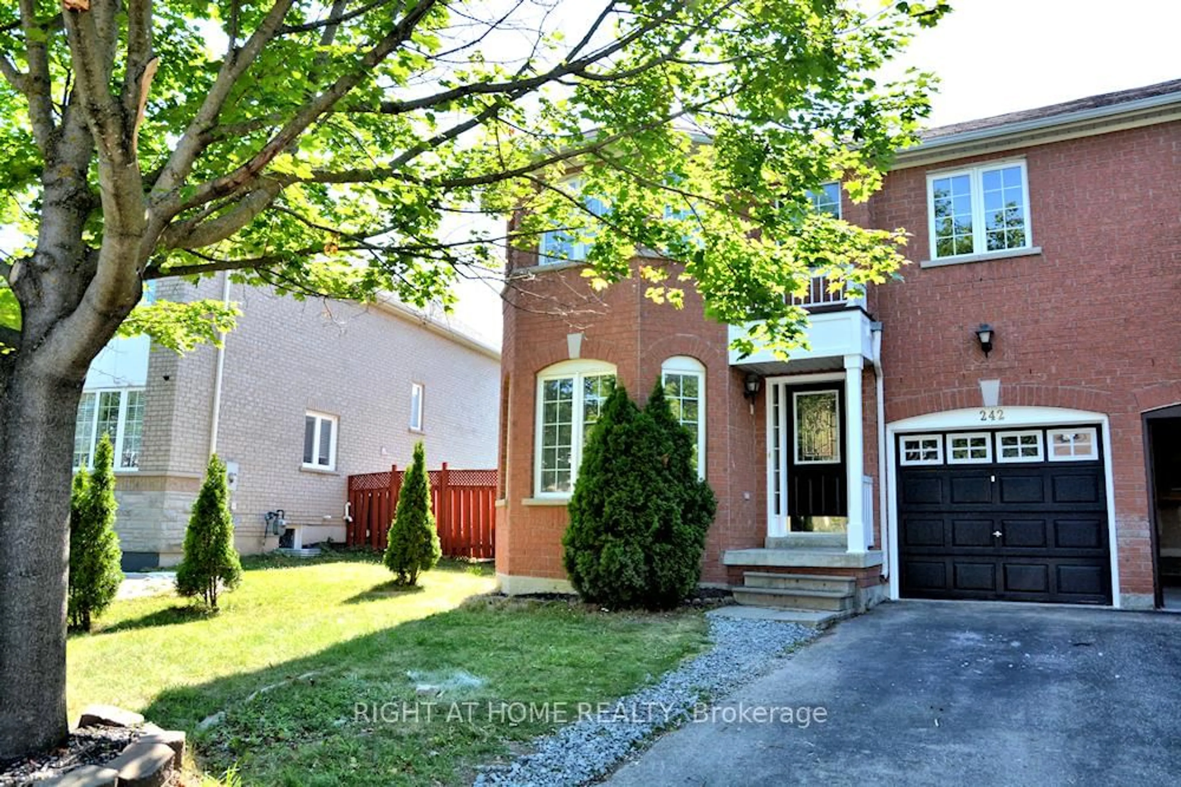 Unknown for 242 Flagstone Way, Newmarket Ontario L3X 2Y2