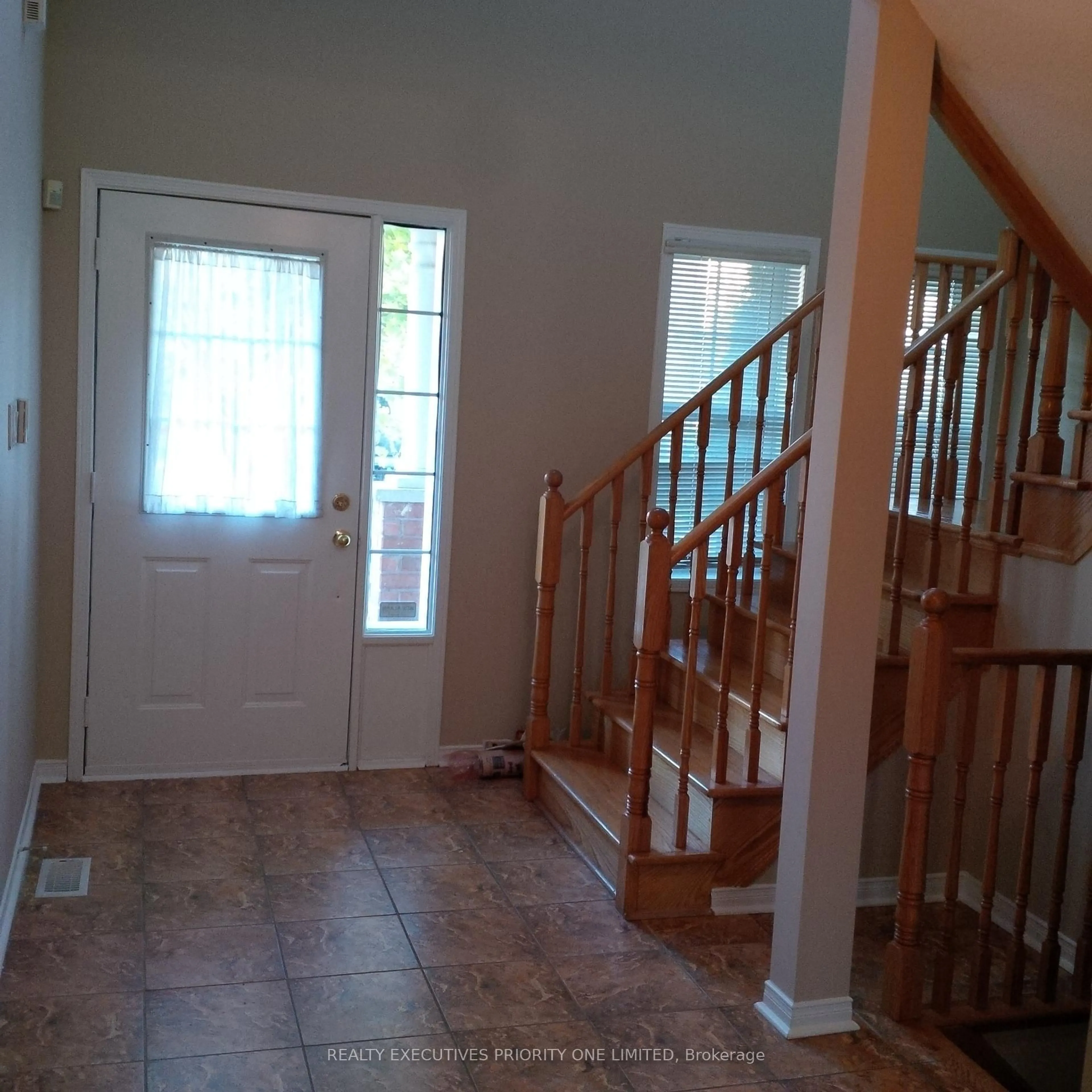 Unknown for 150 Hollywood Hill Circ, Vaughan Ontario L4H 2P2