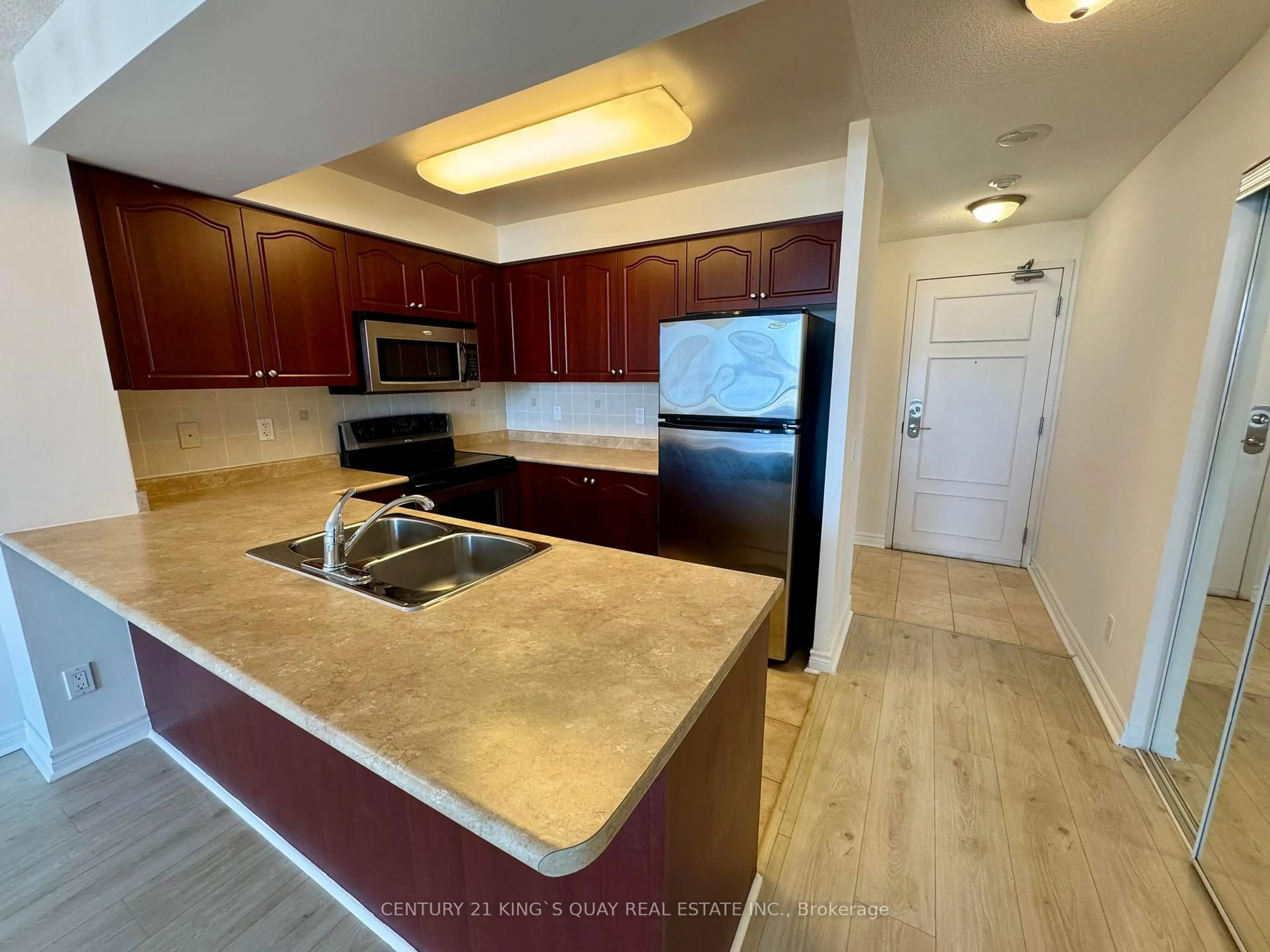 Unknown for 330 Red Maple Rd #1008, Richmond Hill Ontario L4C 0T6