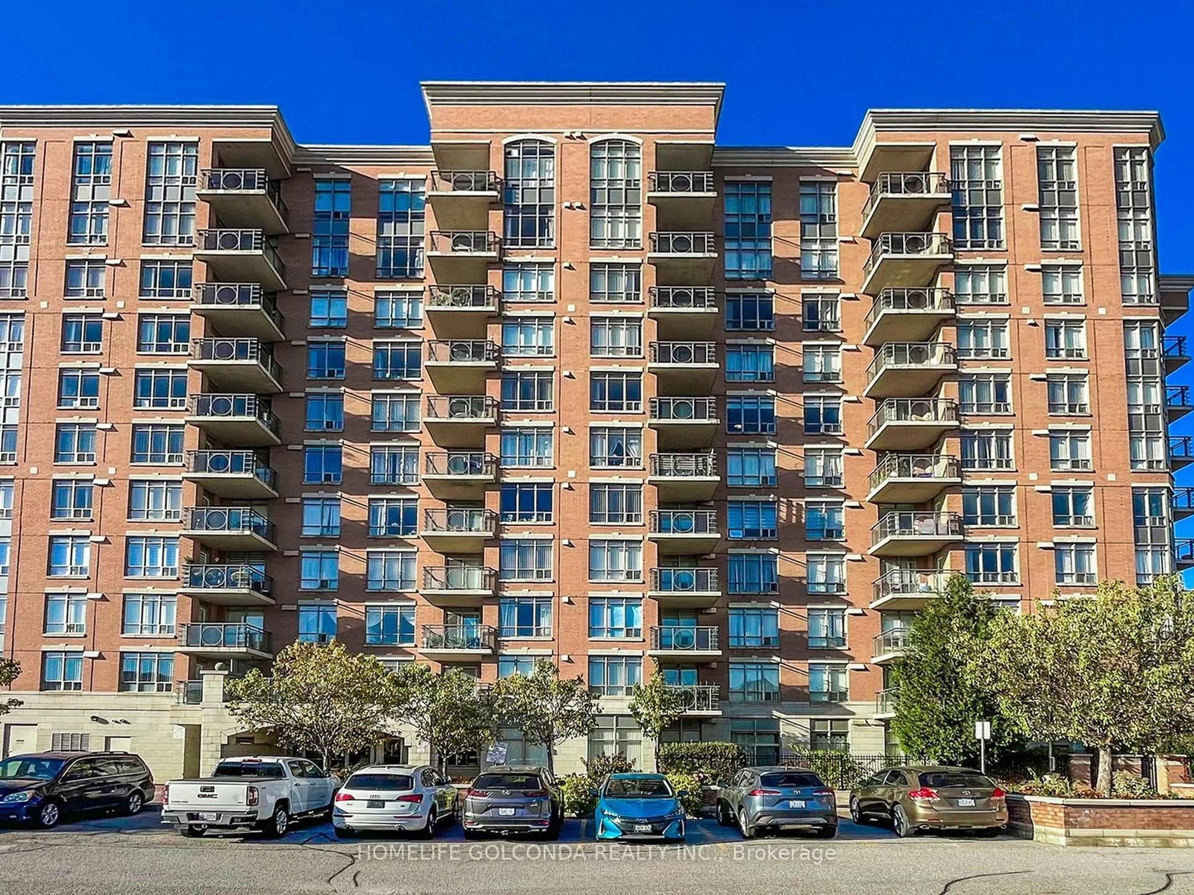 A pic from outside/outdoor area/front of a property/back of a property/a pic from drone, city buildings view from balcony for 130 pond Dr #102, Markham Ontario L3T 7W5