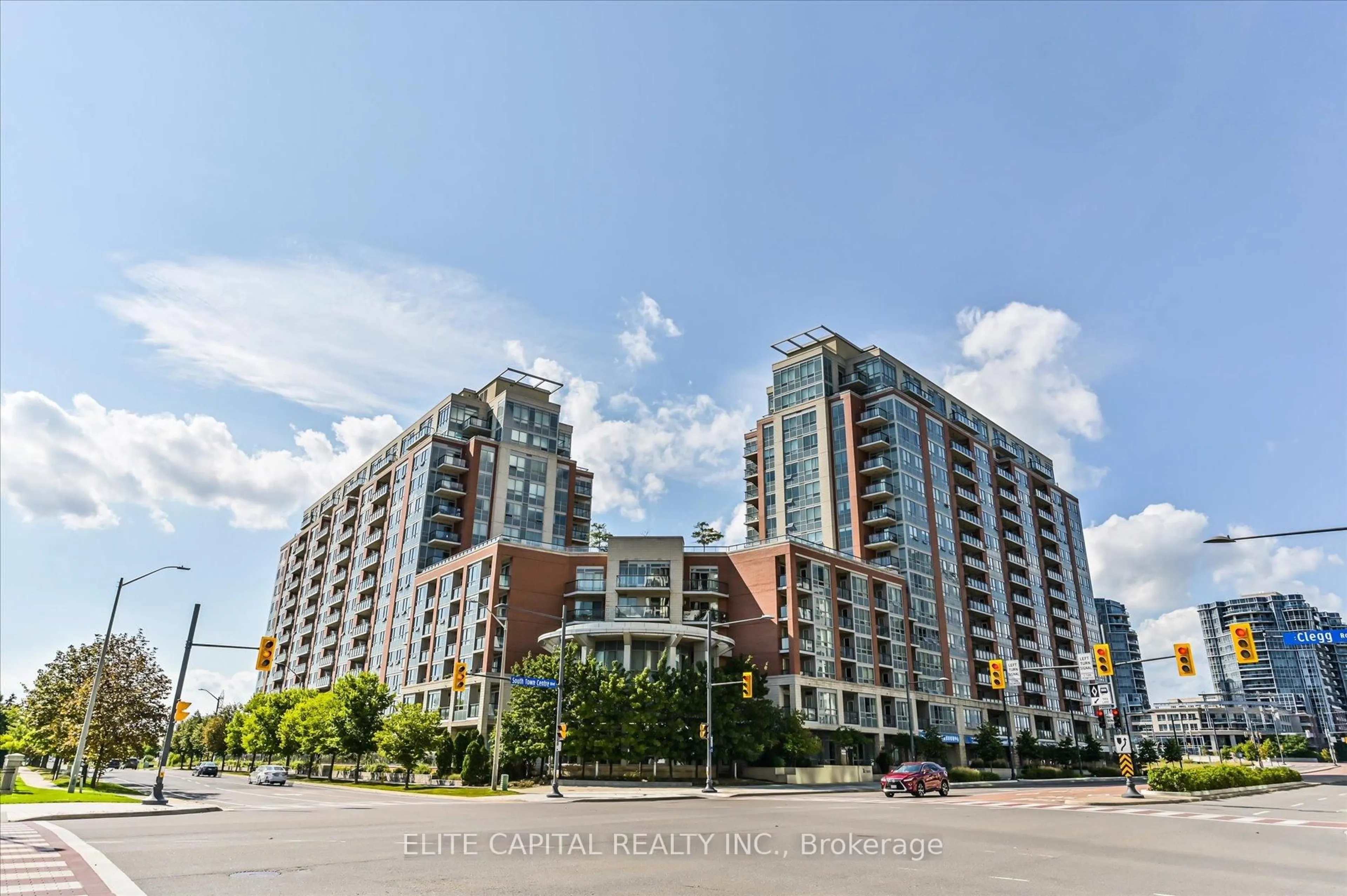A pic from outside/outdoor area/front of a property/back of a property/a pic from drone, unknown for 60 South Town Centre Blvd #725, Markham Ontario L6G 0C5