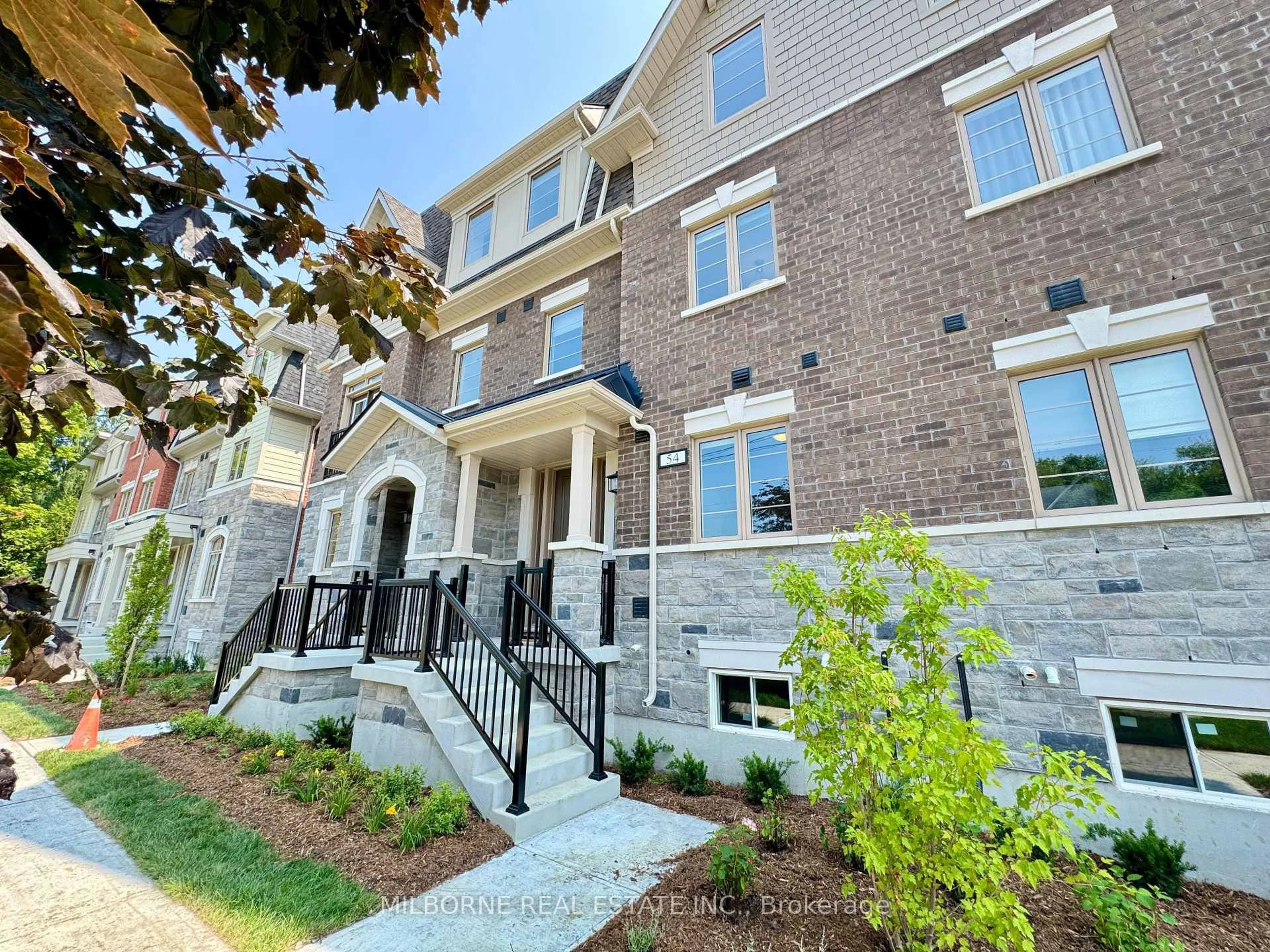 Home with brick exterior material, unknown for 54 Fred Beaton Pl, King Ontario L7B 1G2