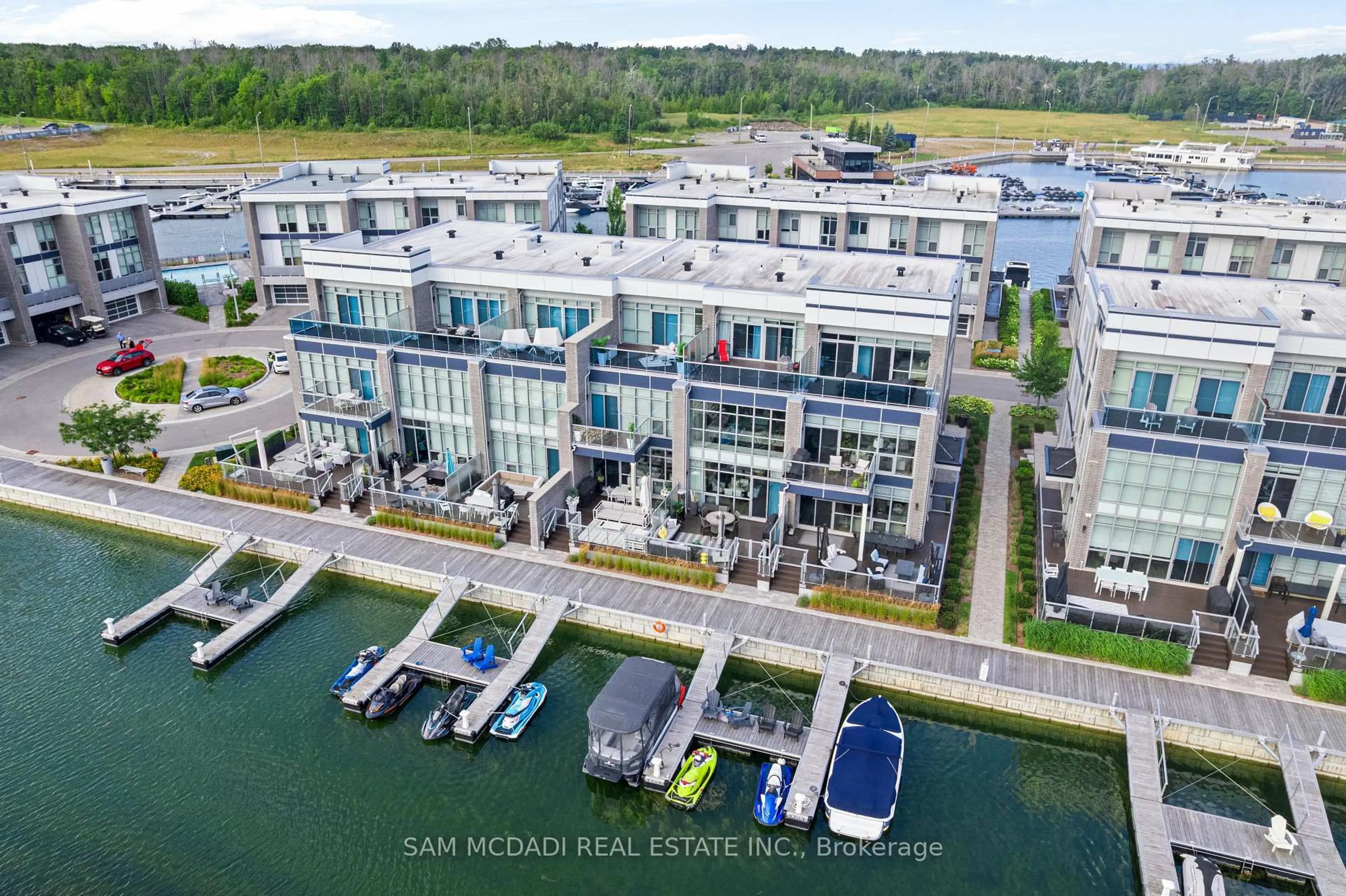A pic from outside/outdoor area/front of a property/back of a property/a pic from drone, water/lake/river/ocean view for 3772 Mangusta Crt, Innisfil Ontario L9S 0L9