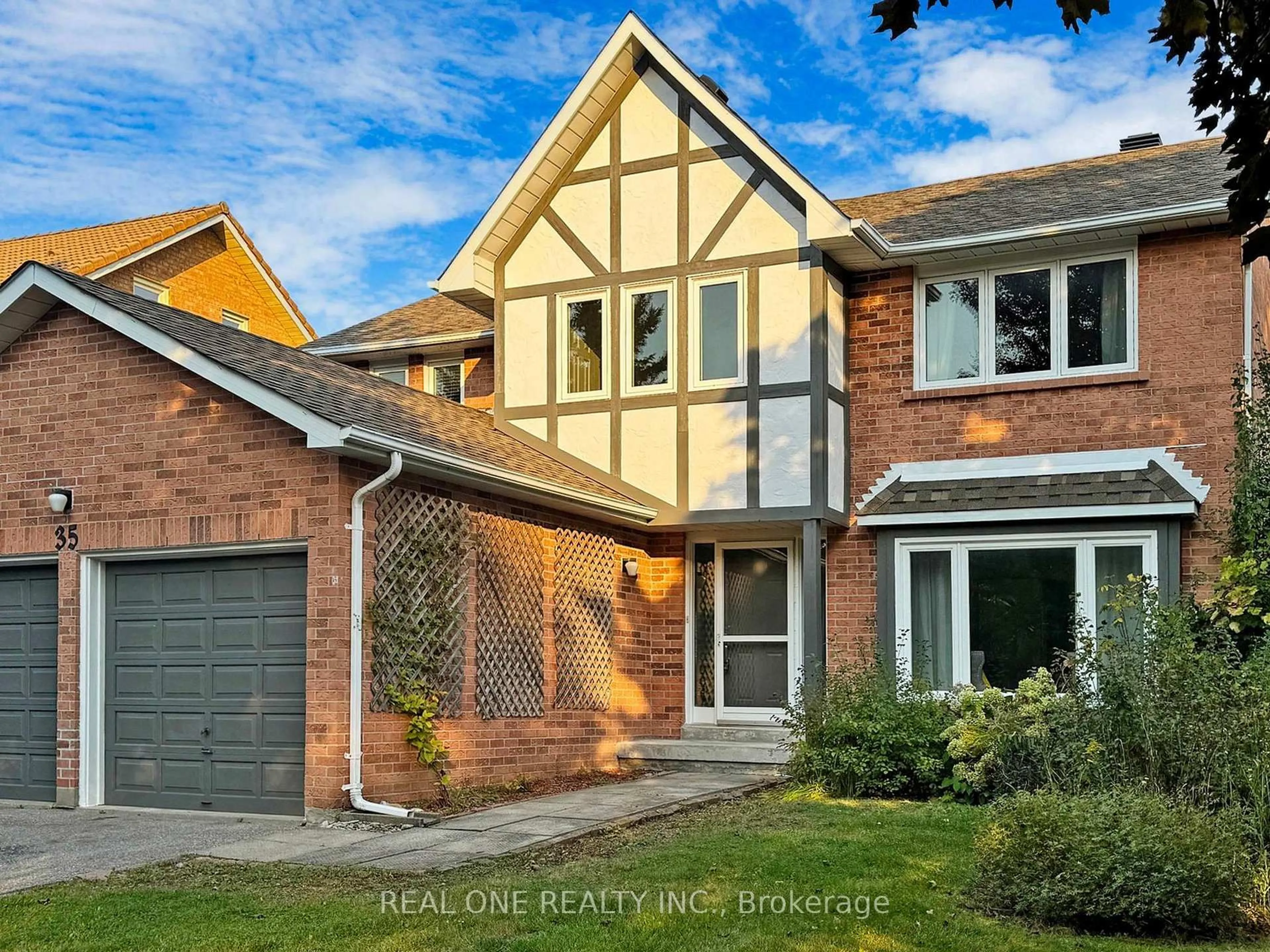 Home with brick exterior material, street for 35 Aitken Circ, Markham Ontario L3R 7L2