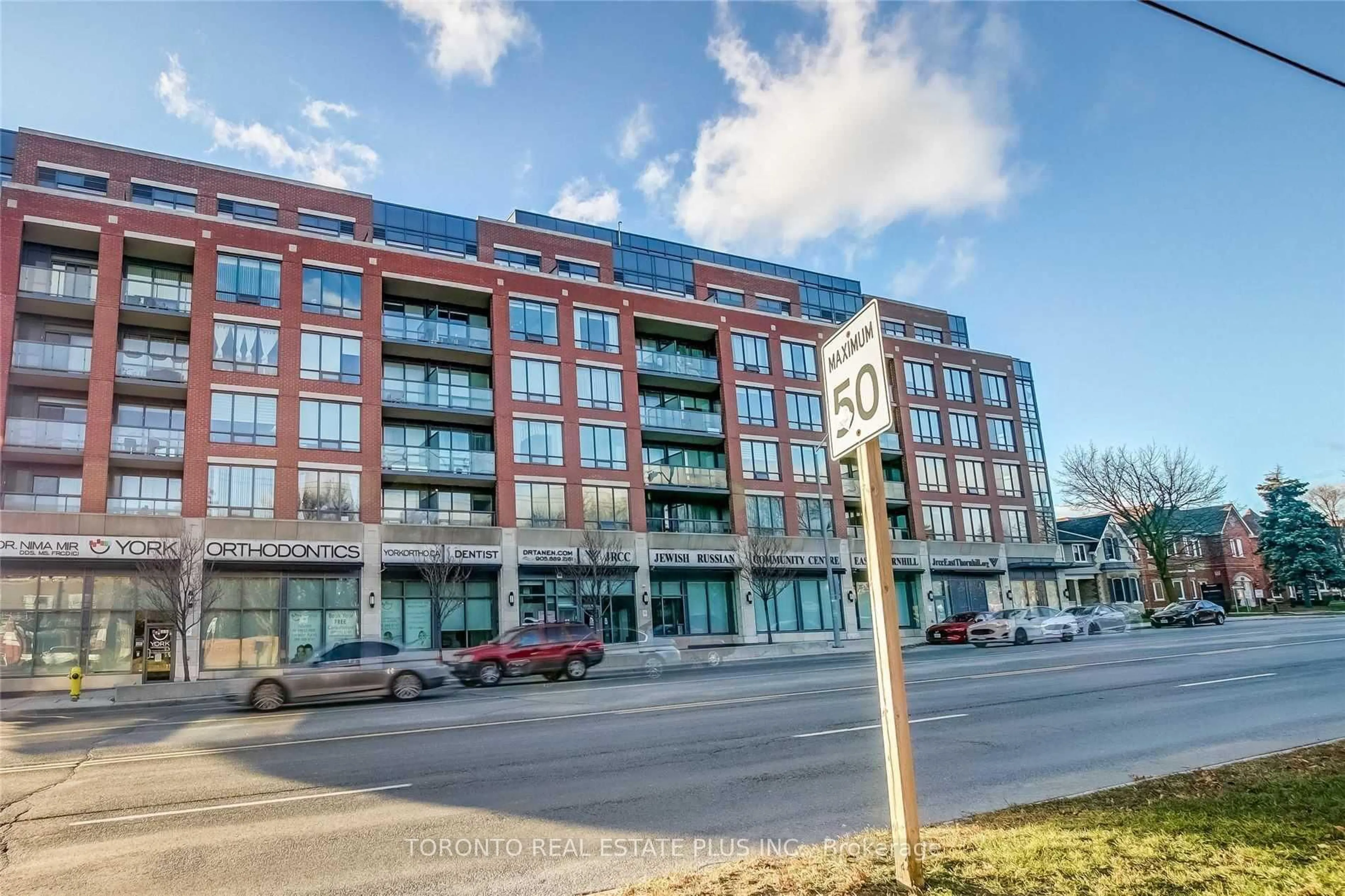 Unknown for 7608 Yonge St #206, Vaughan Ontario L4J 0J5