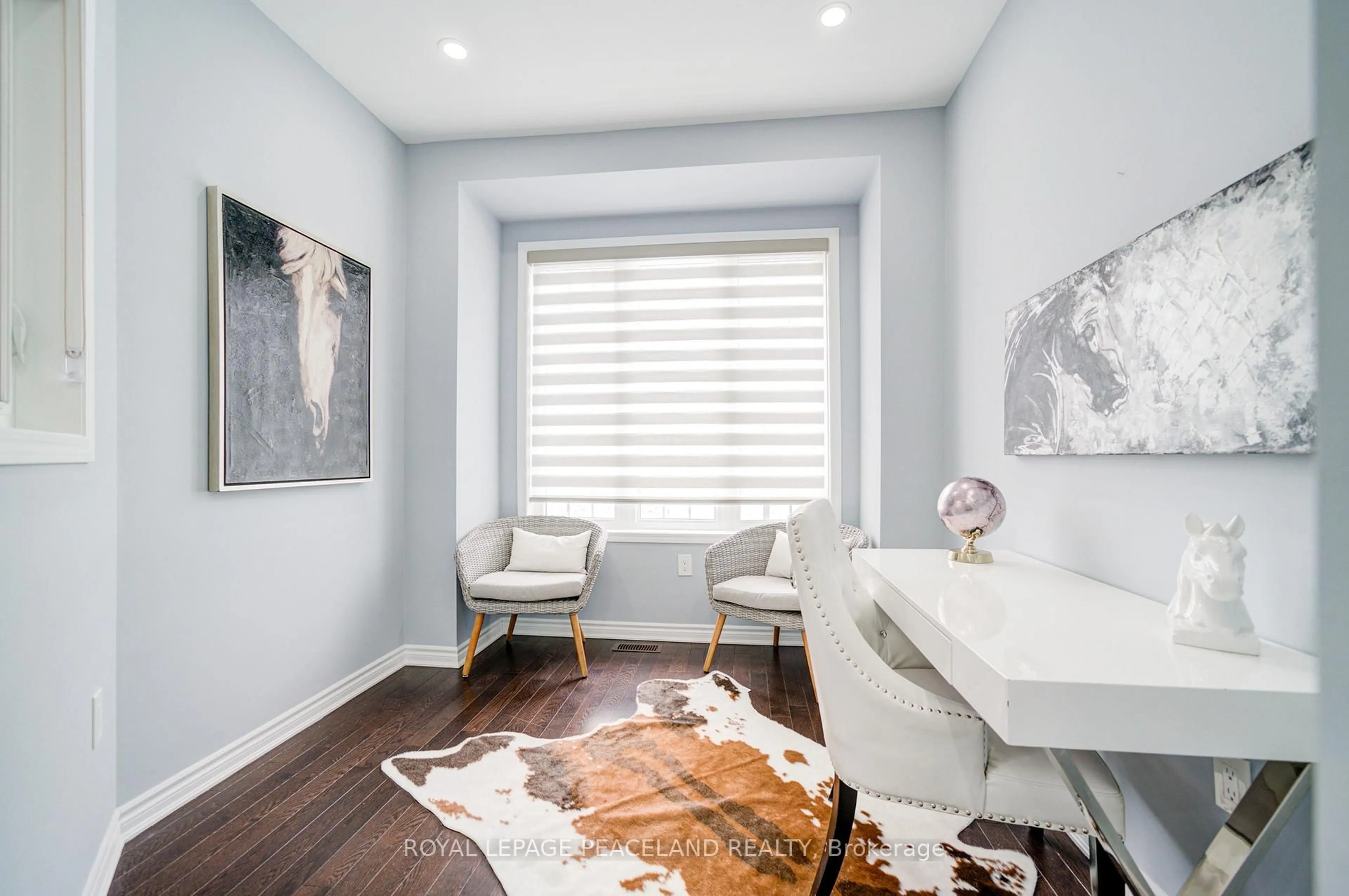 A pic of a room for 8 Casely Ave, Richmond Hill Ontario L4S 0J8