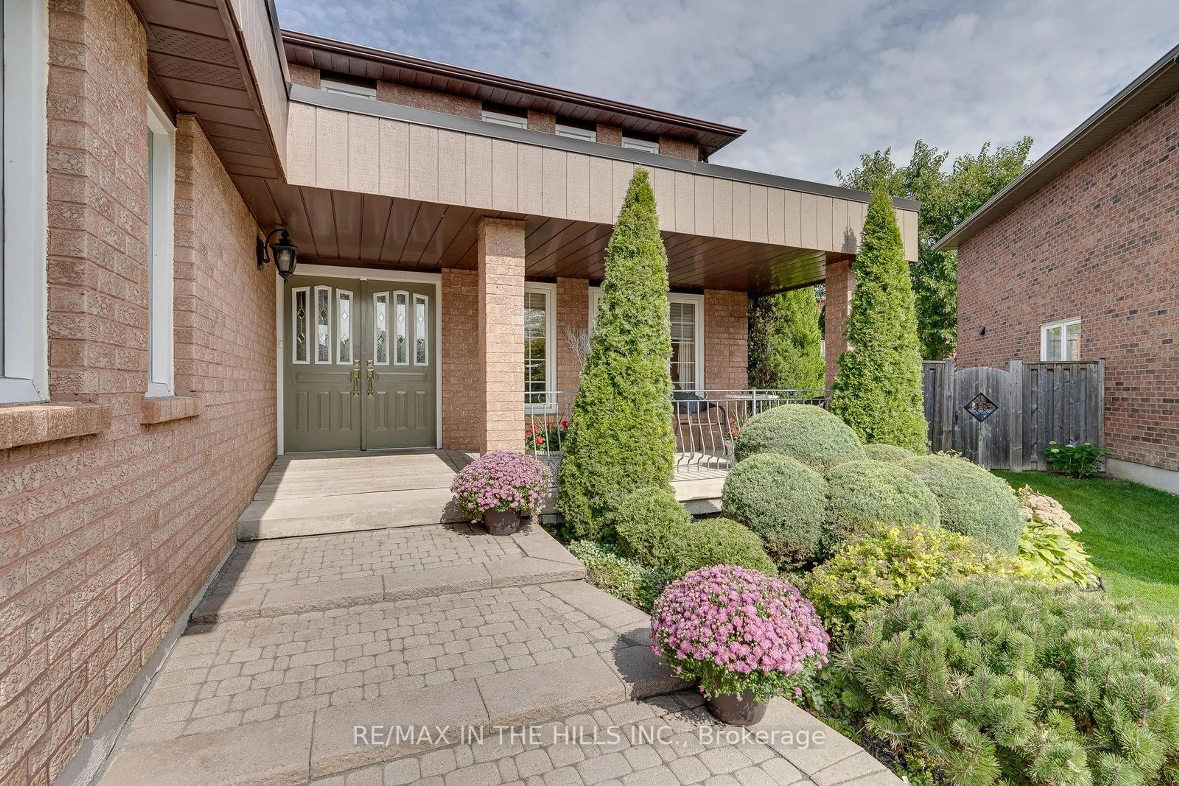 Home with brick exterior material, street for 275 Triton Ave, Vaughan Ontario L4L 6P9